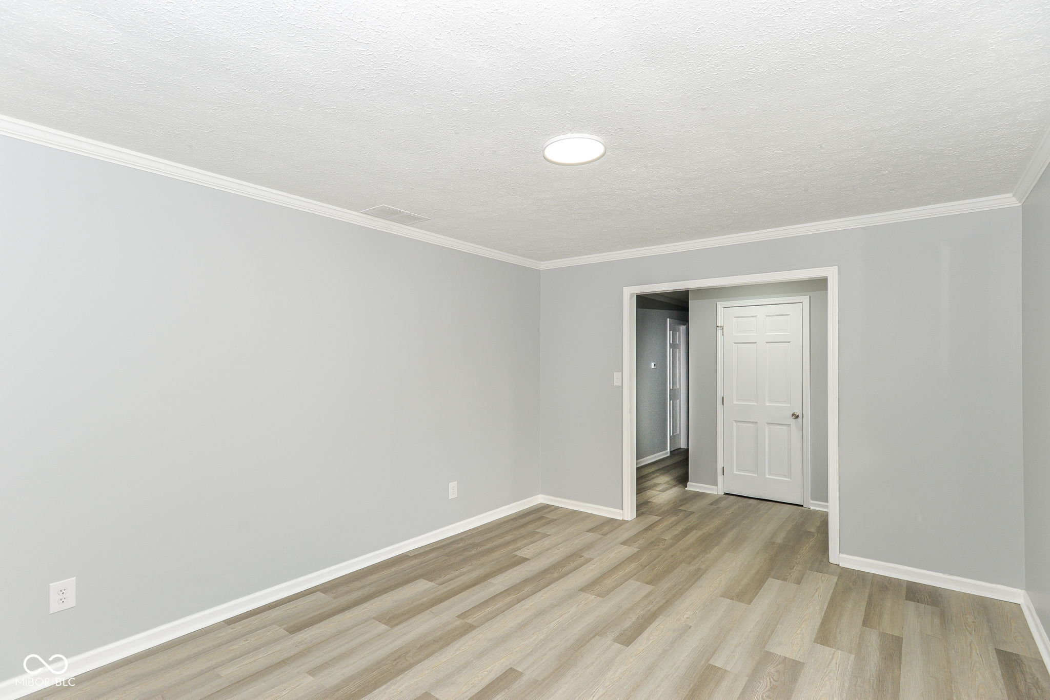 5th image of 6035 Buckskin Ct, Indianapolis, IN 46250 | MLS# 22116994