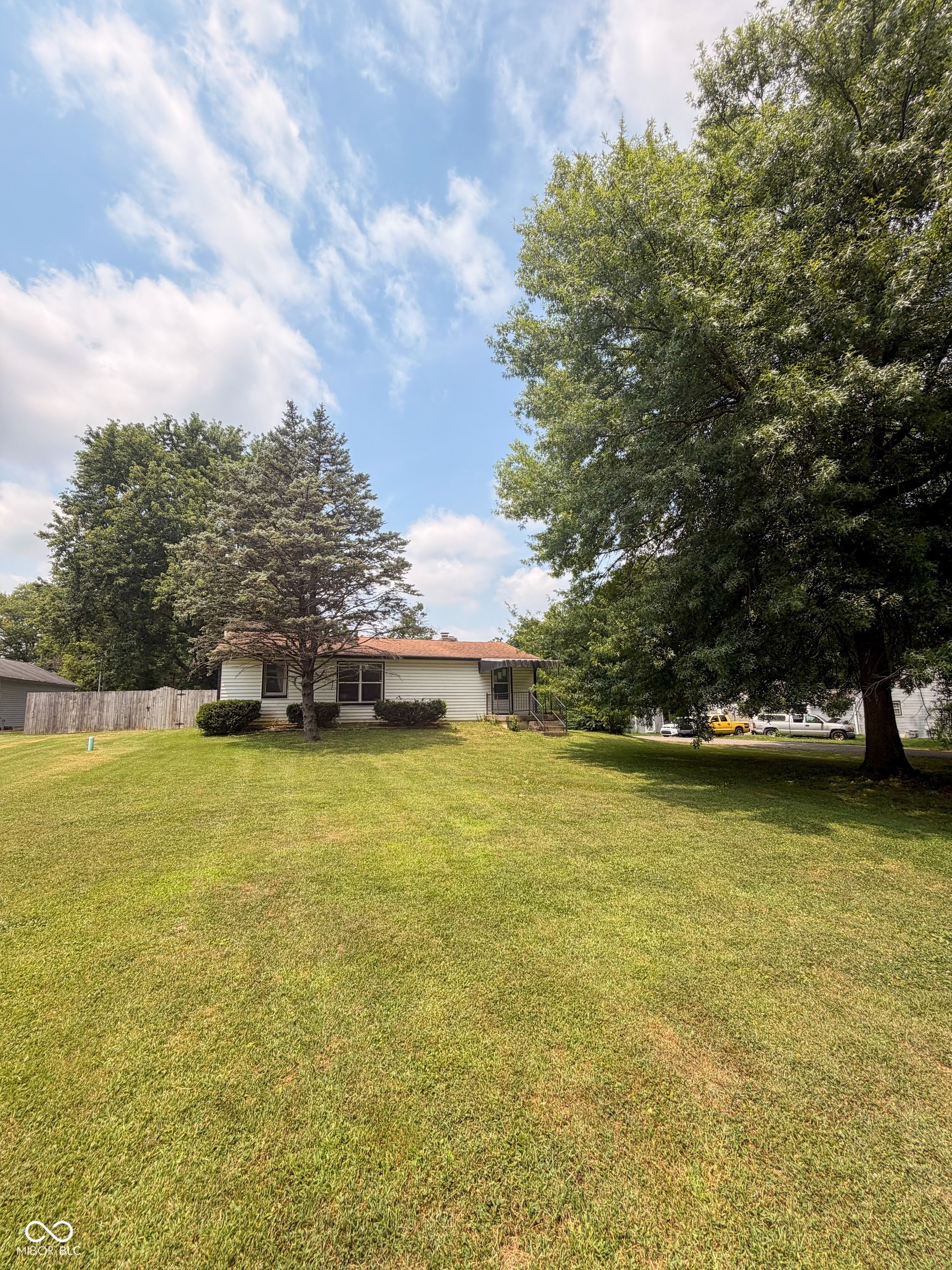 5th image of 5002 Manker St, Indianapolis, IN 46227 | MLS# 22116997