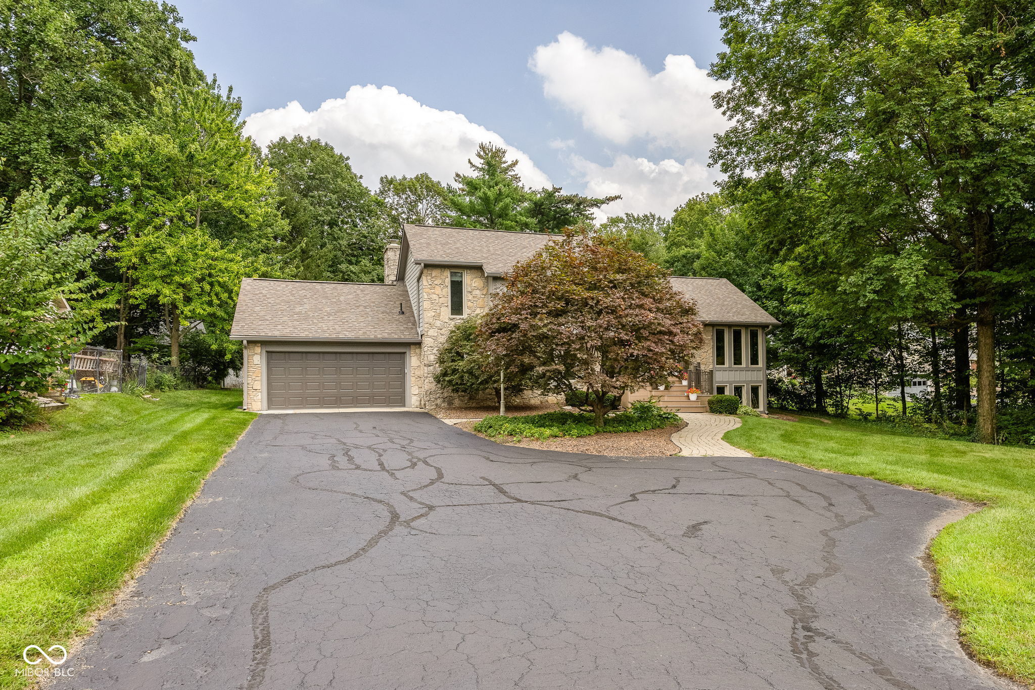 3rd image of 13687 Oak Ridge Rd, Carmel, IN 46032 | MLS# 22116998