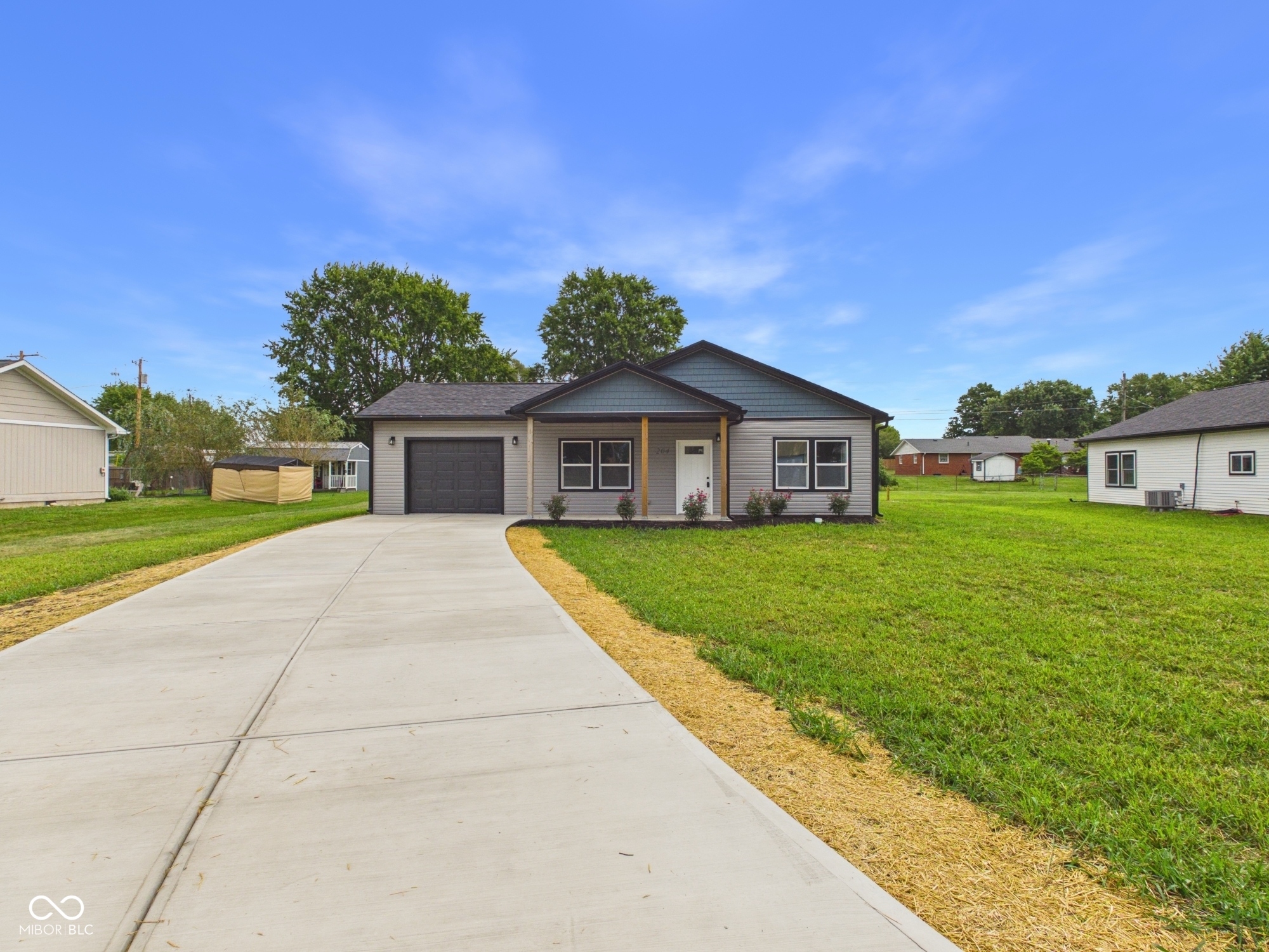 3rd image of 204 S Woodworth Ave, Frankton, IN 46044 | MLS# 22117068