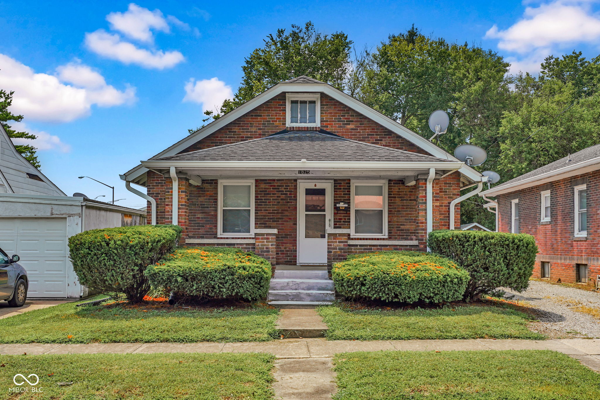 image of 1825 8th St, Columbus, IN 47201 | MLS# 22117074