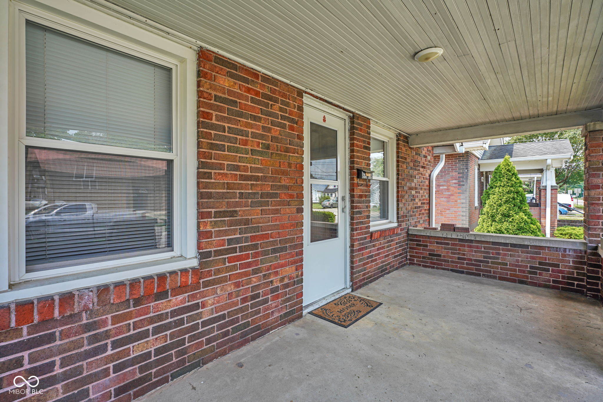 image of 1825 8th St, Columbus, IN 47201 | MLS# 22117074