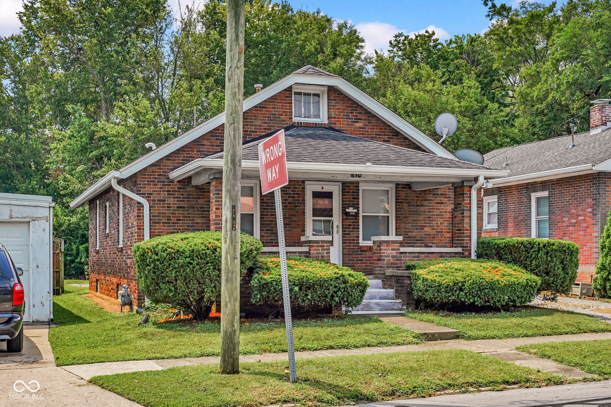 image of 1825 8th St, Columbus, IN 47201 | MLS# 22117074