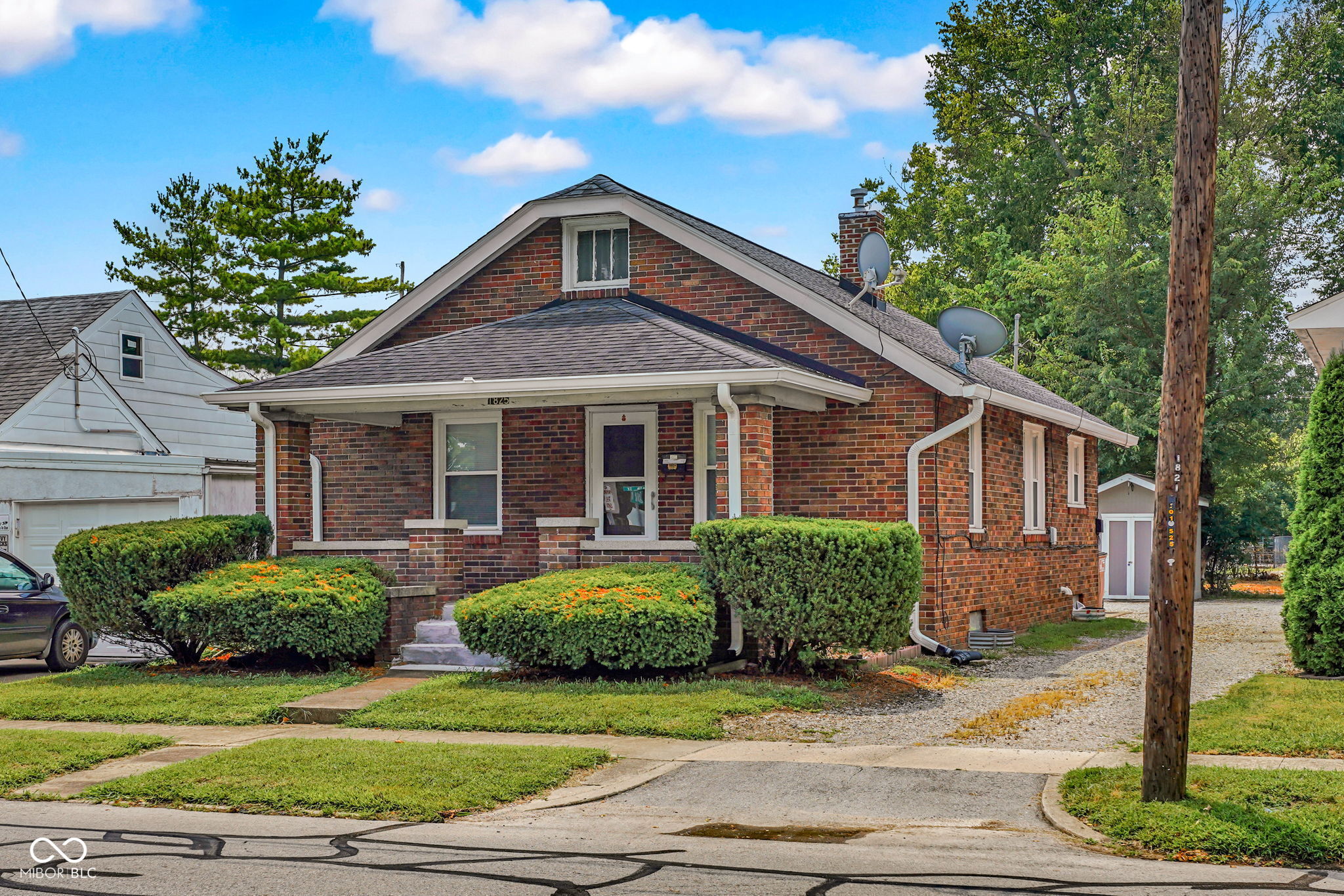 image of 1825 8th St, Columbus, IN 47201 | MLS# 22117074