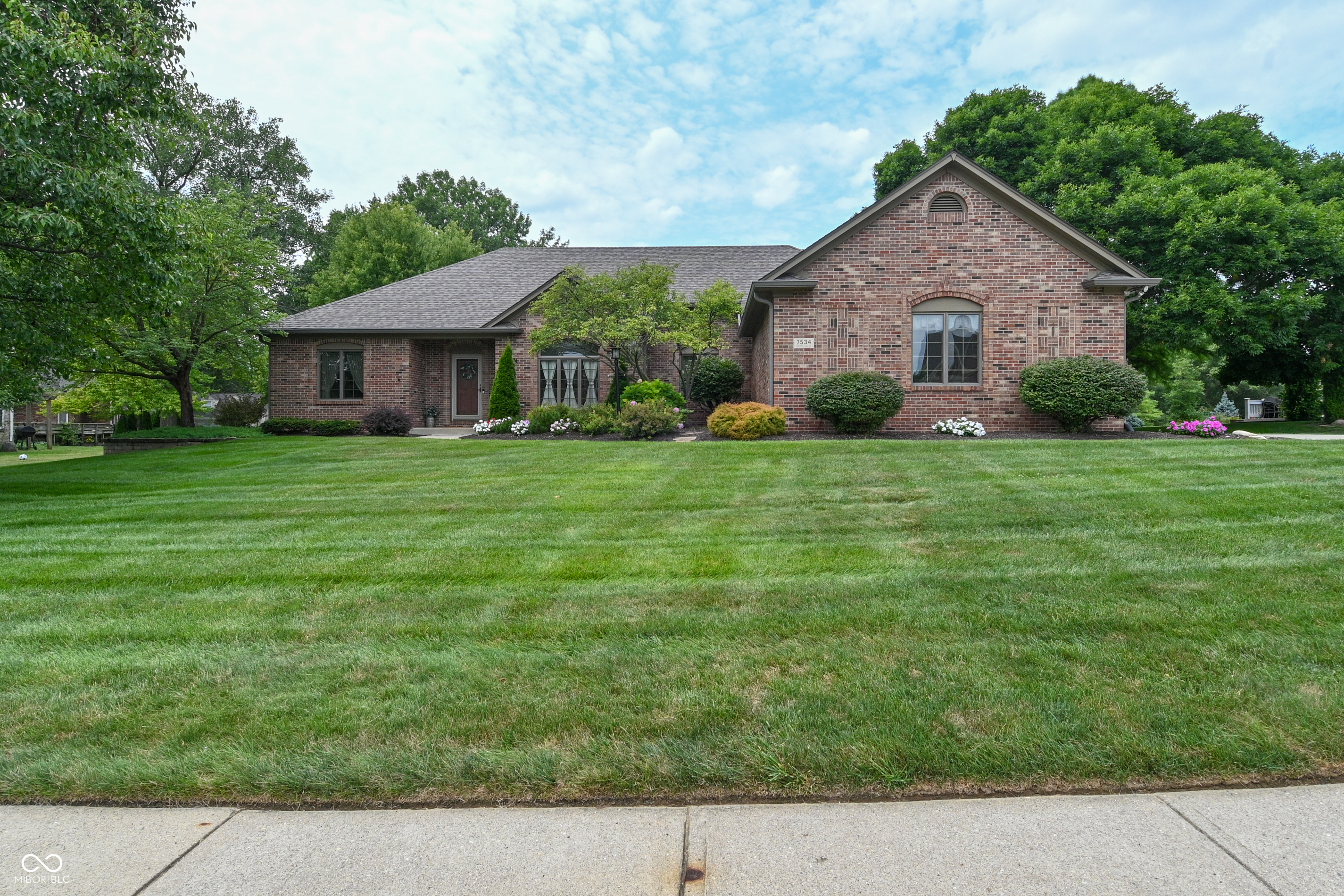1st image of 7534 Chestnut Hills Dr, Indianapolis, IN 46278 | MLS# 22117103