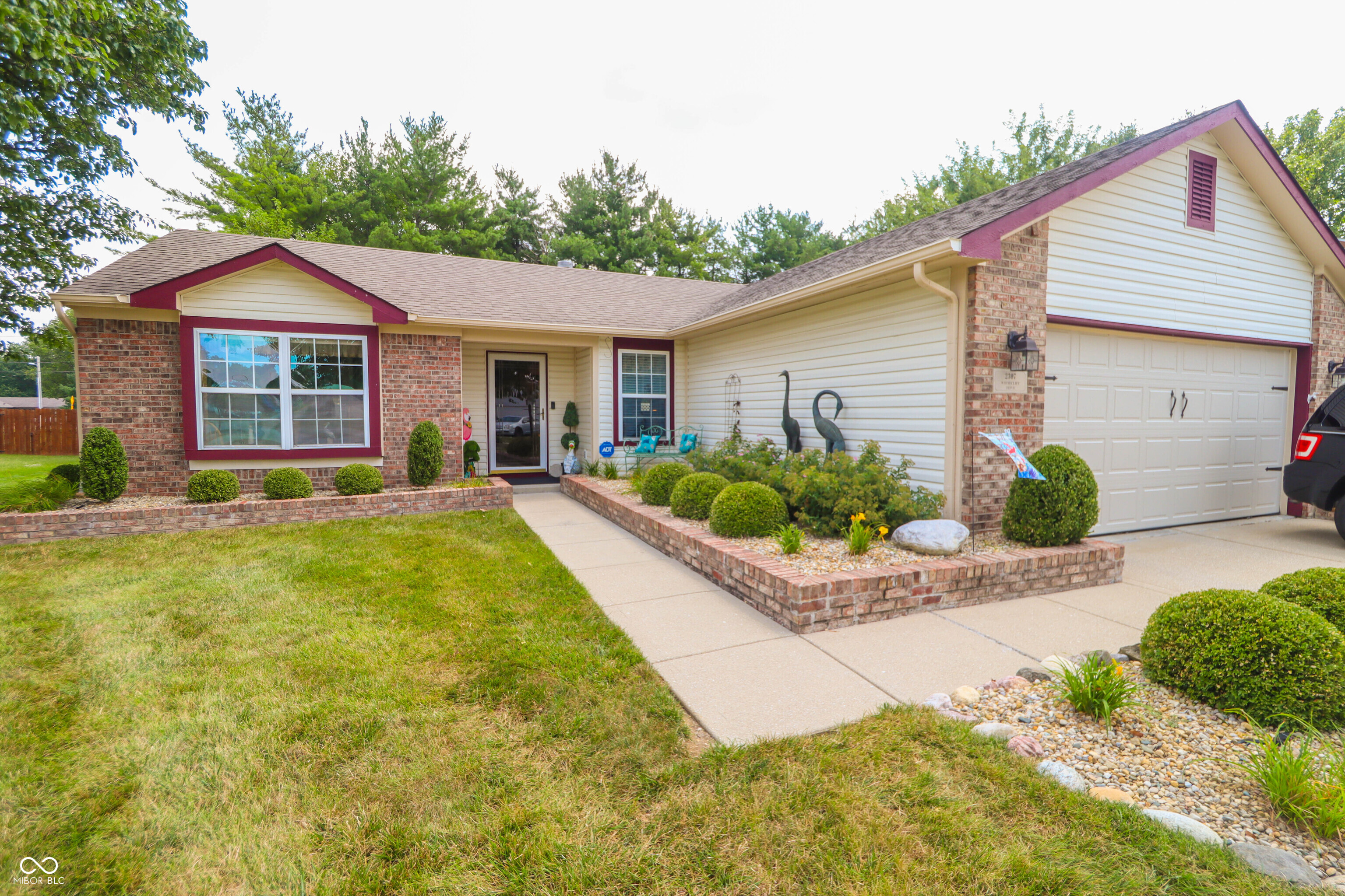 1st image of 2307 Whitecliff Dr, Indianapolis, IN 46234 | MLS# 22117180