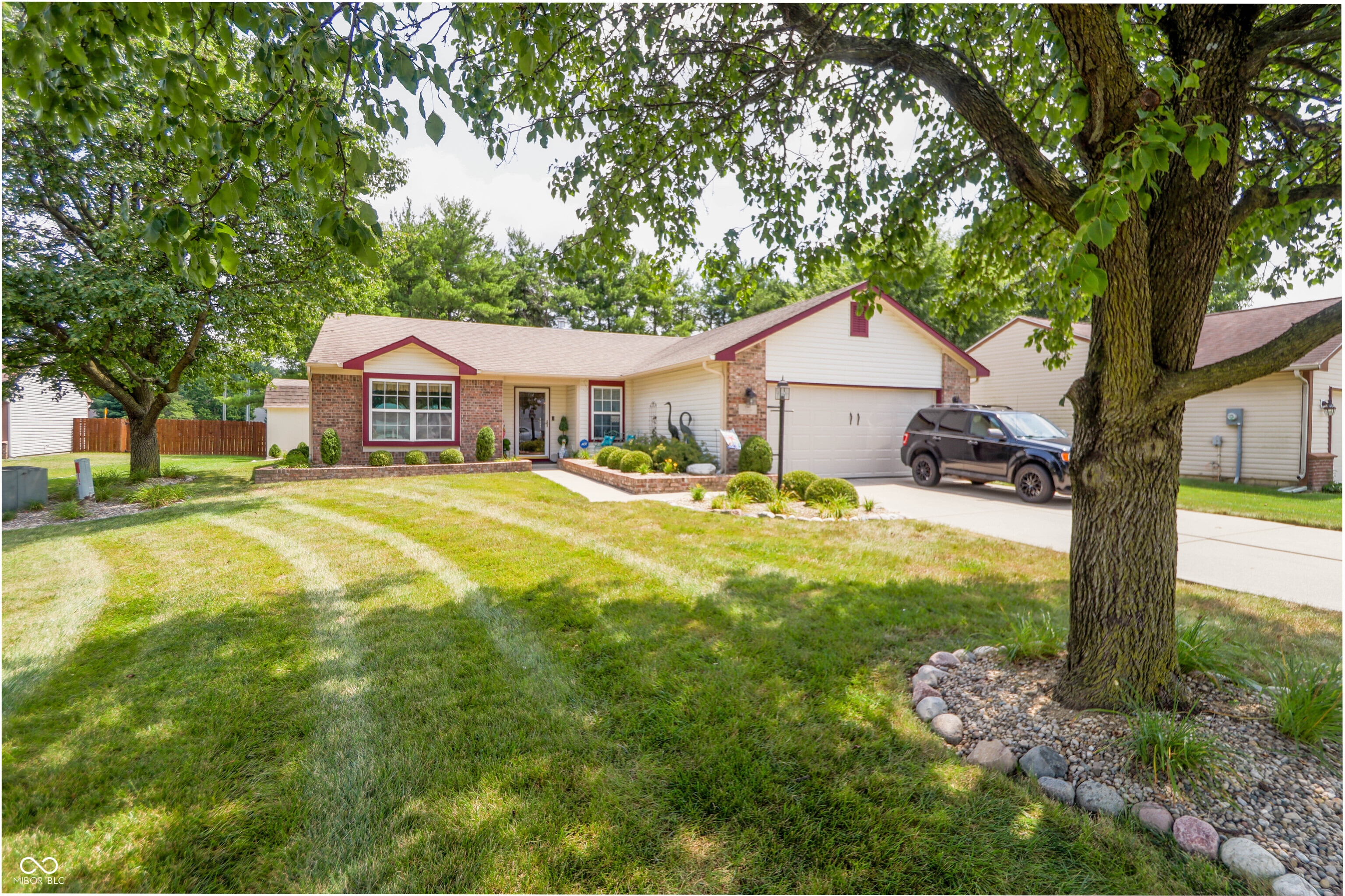 2nd image of 2307 Whitecliff Dr, Indianapolis, IN 46234 | MLS# 22117180