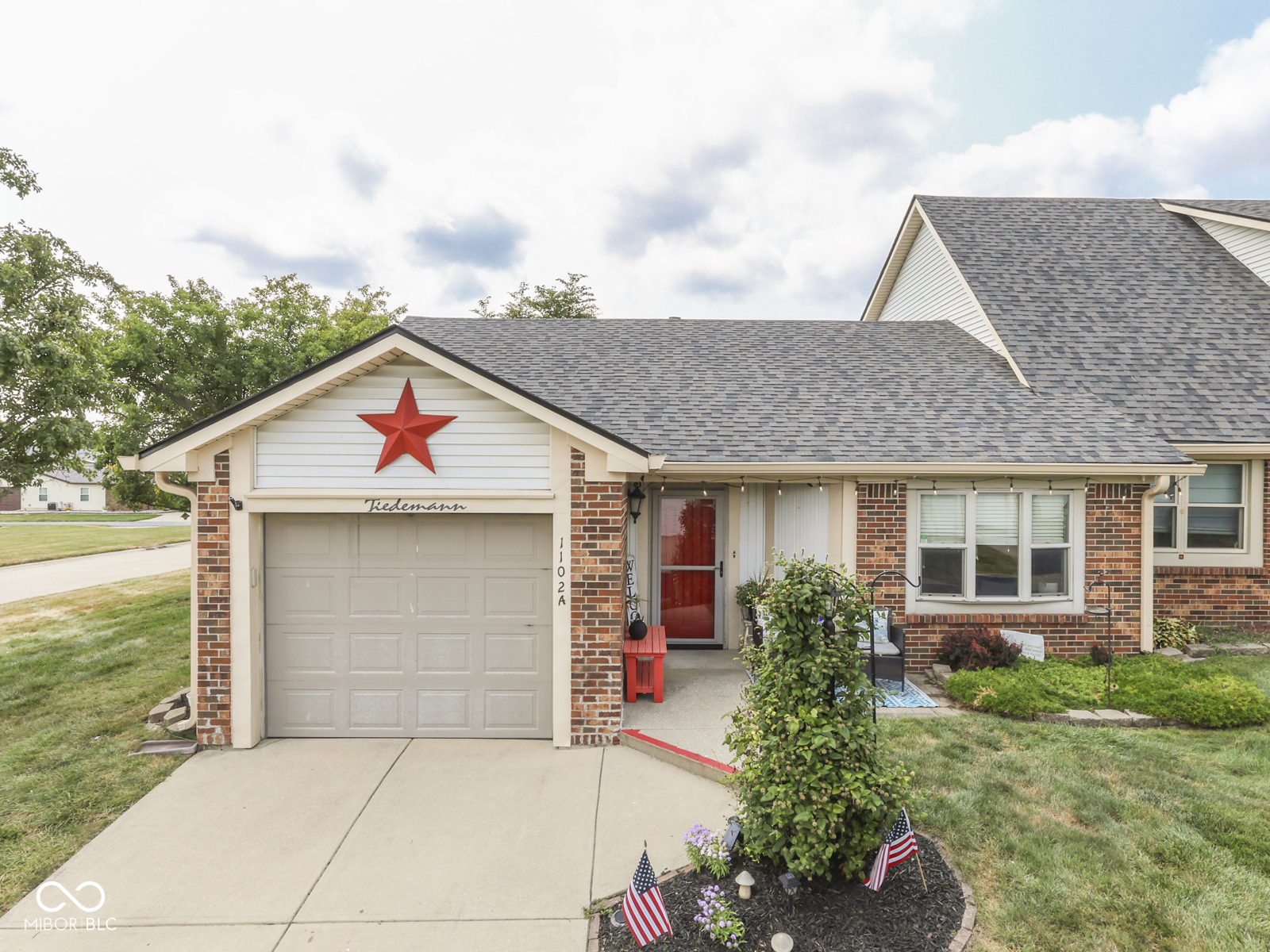 1st image of 1102 E Paradise Ct #A, Greenwood, IN 46143 | MLS# 22117195