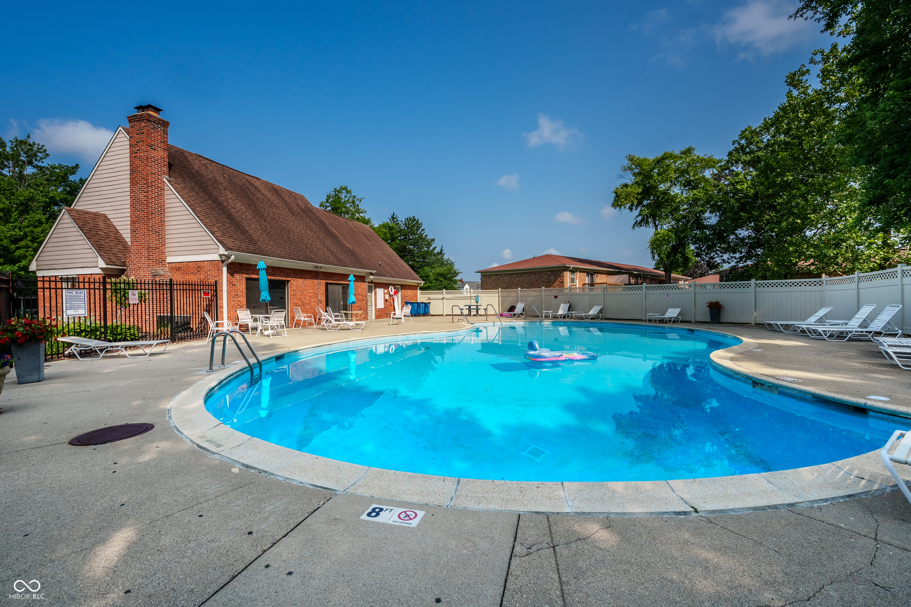 35th image of 101 Carmelaire Dr, Carmel, IN 46032 | MLS# 22117217