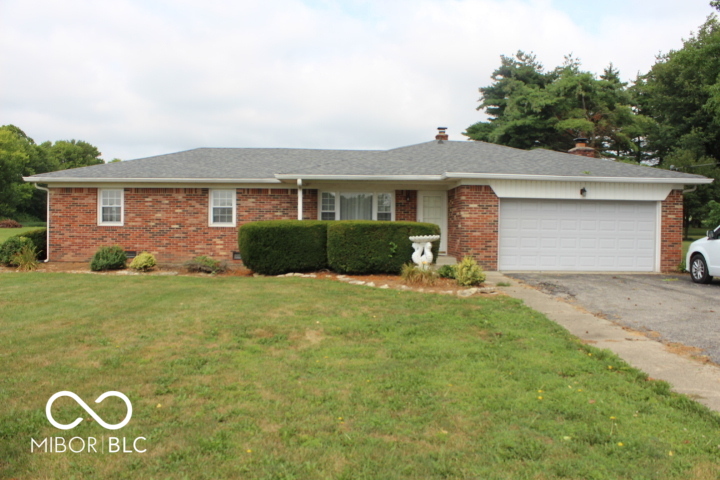 2nd image of 6824 S Mooresville Rd, Indianapolis, IN 46221 | MLS# 22117219