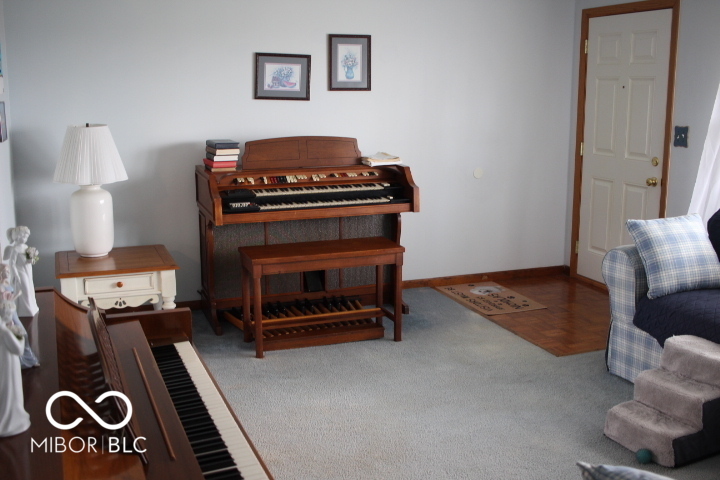 5th image of 6824 S Mooresville Rd, Indianapolis, IN 46221 | MLS# 22117219