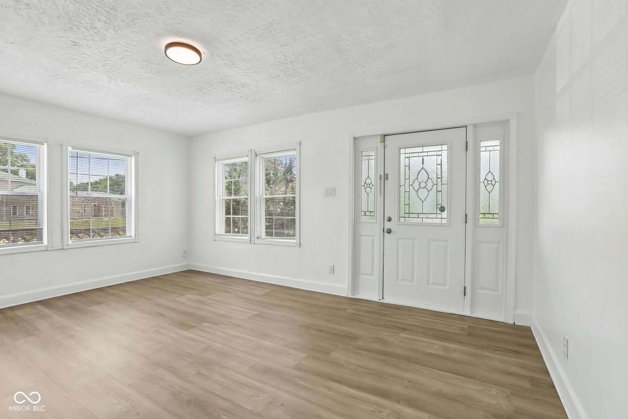 2nd image of 5670 W Mooresville Rd, Indianapolis, IN 46221 | MLS# 22117232
