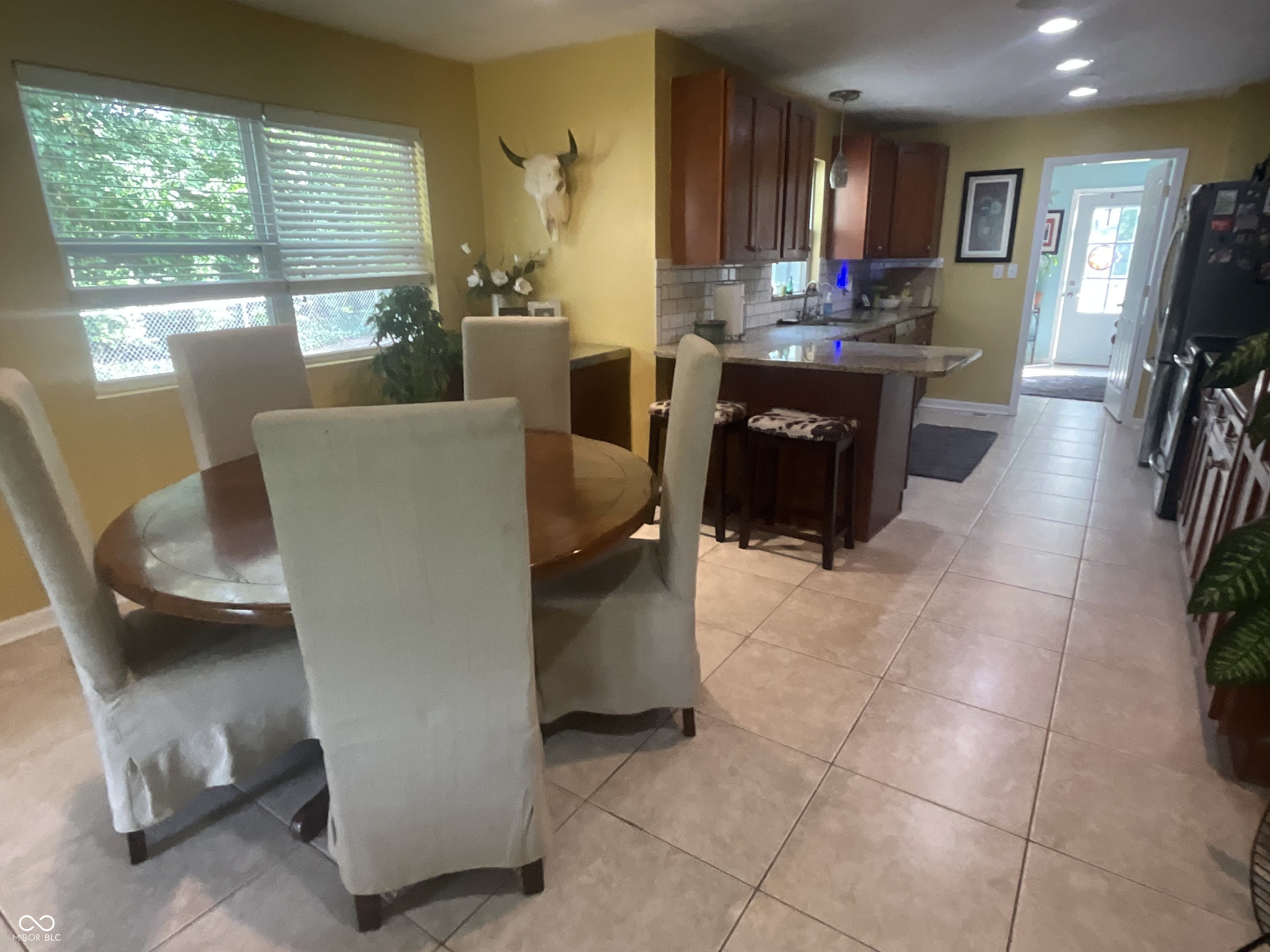 5th image of 525 Arthur Dr, Carmel, IN 46280 | MLS# 22117251