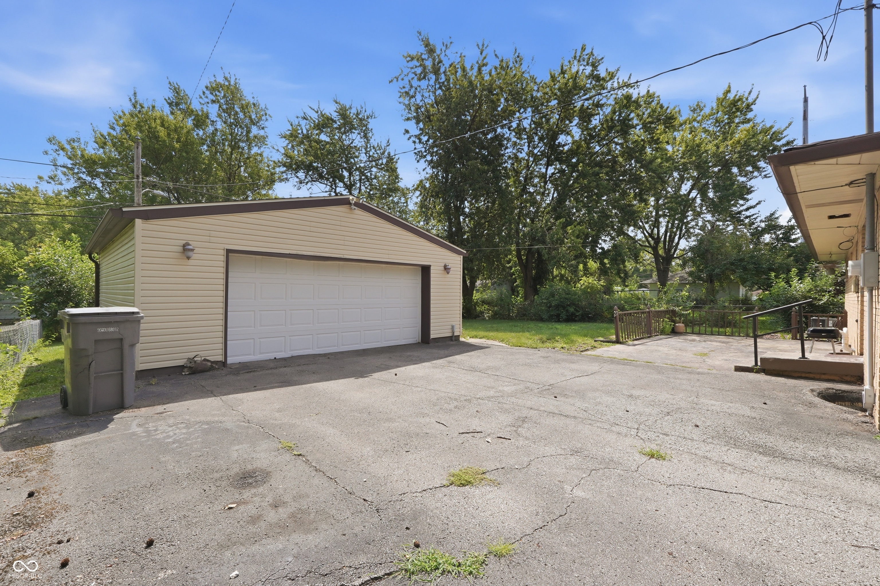 5th image of 4333 Shady Ln, Indianapolis, IN 46226 | MLS# 22117288
