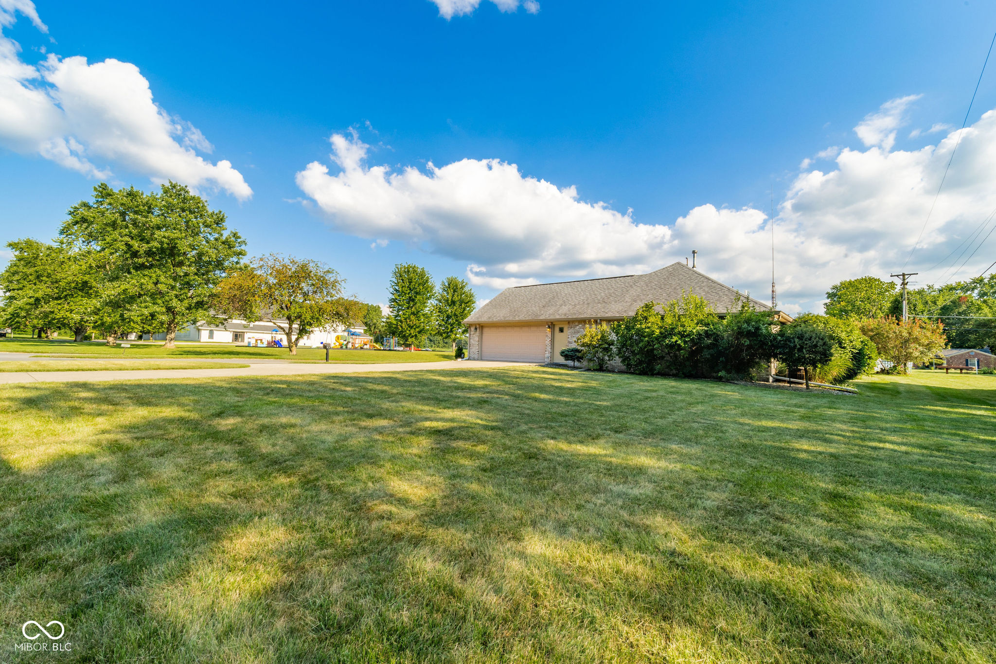 5th image of 807 Spring Valley Dr, Anderson, IN 46011 | MLS# 22117291