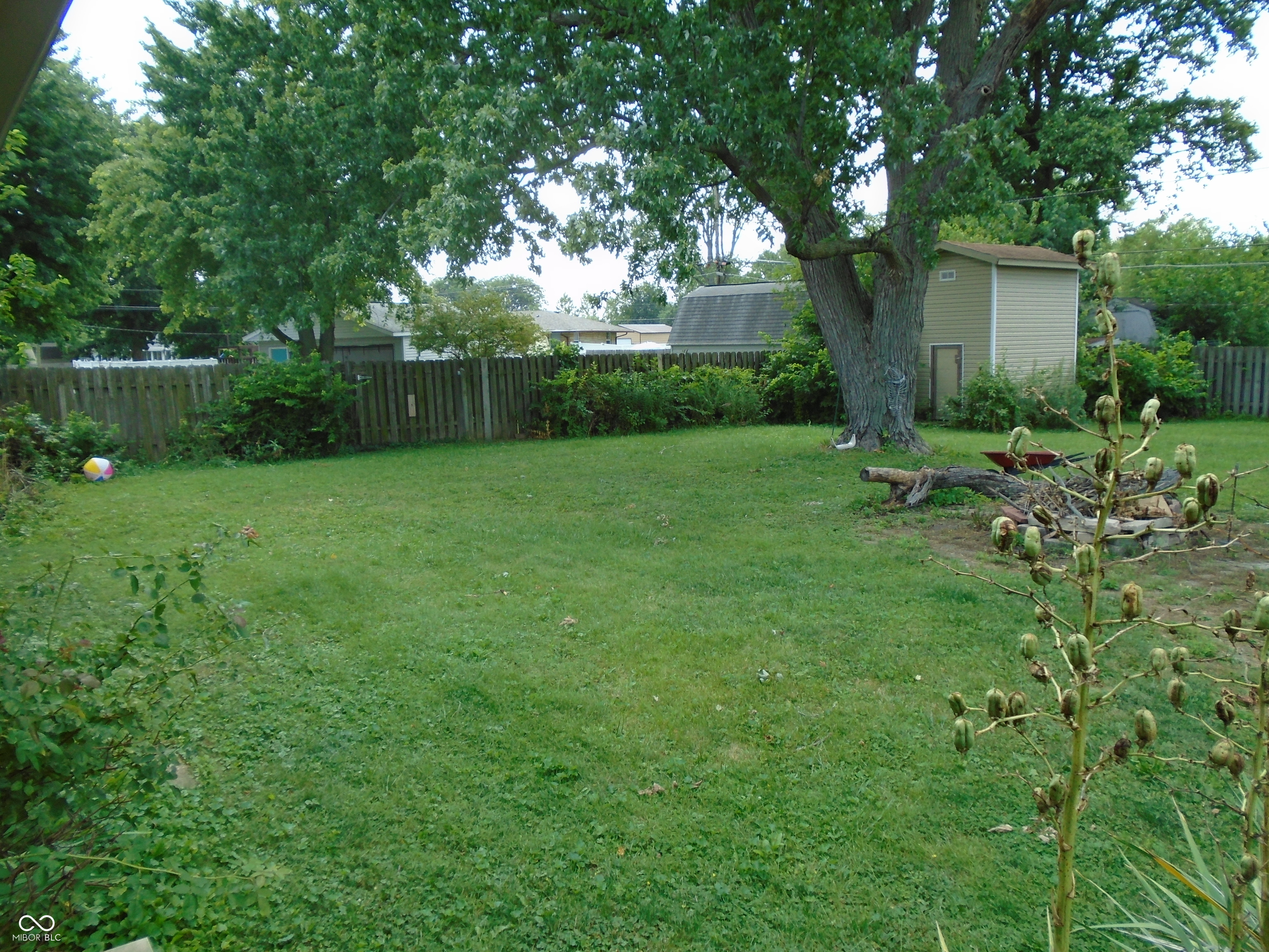 3rd image of 2710 S Kenyon Dr, Indianapolis, IN 46203 | MLS# 22117297