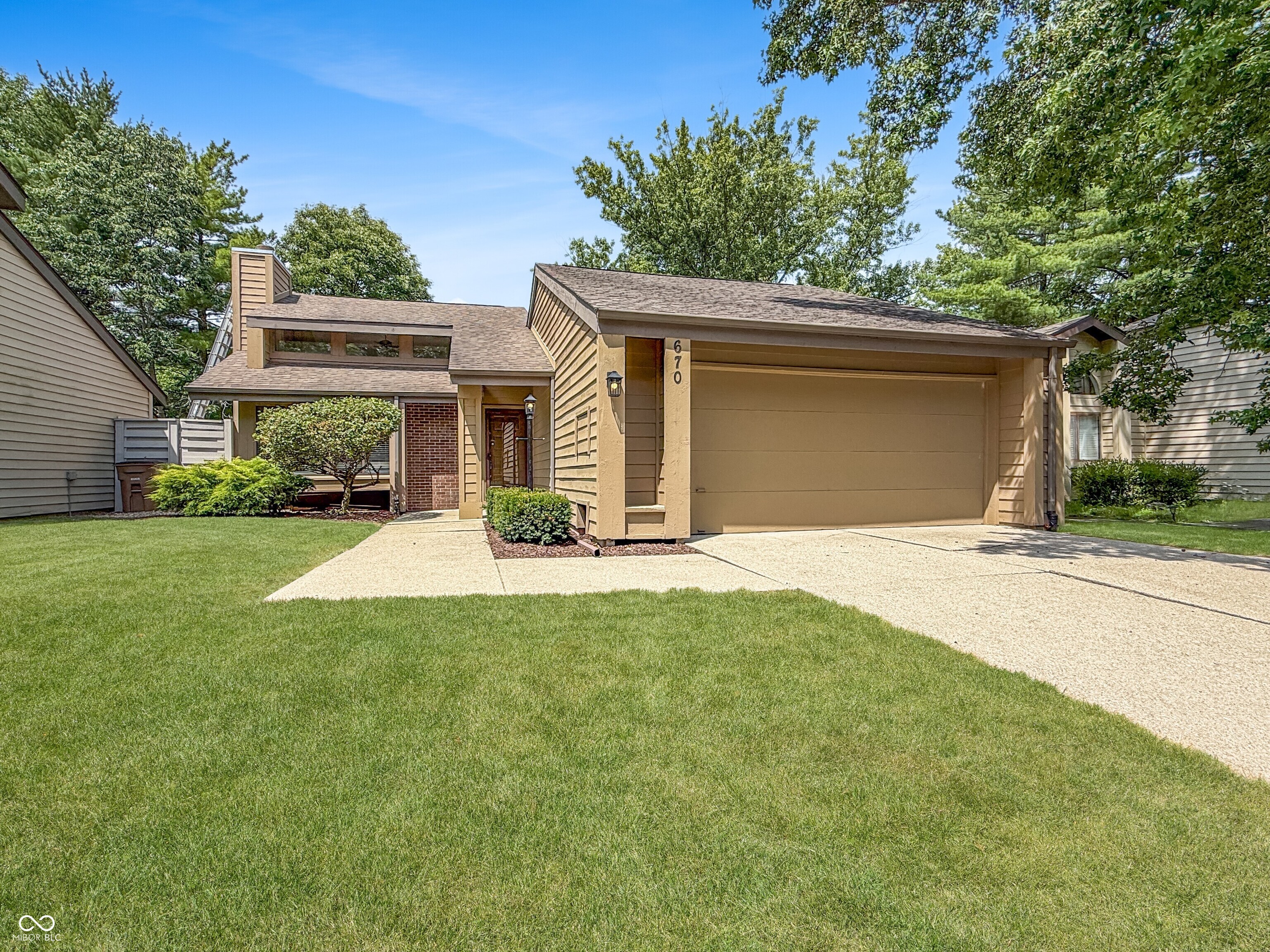 32nd image of 670 Carya Sq, Columbus, IN 47201 | MLS# 22117379