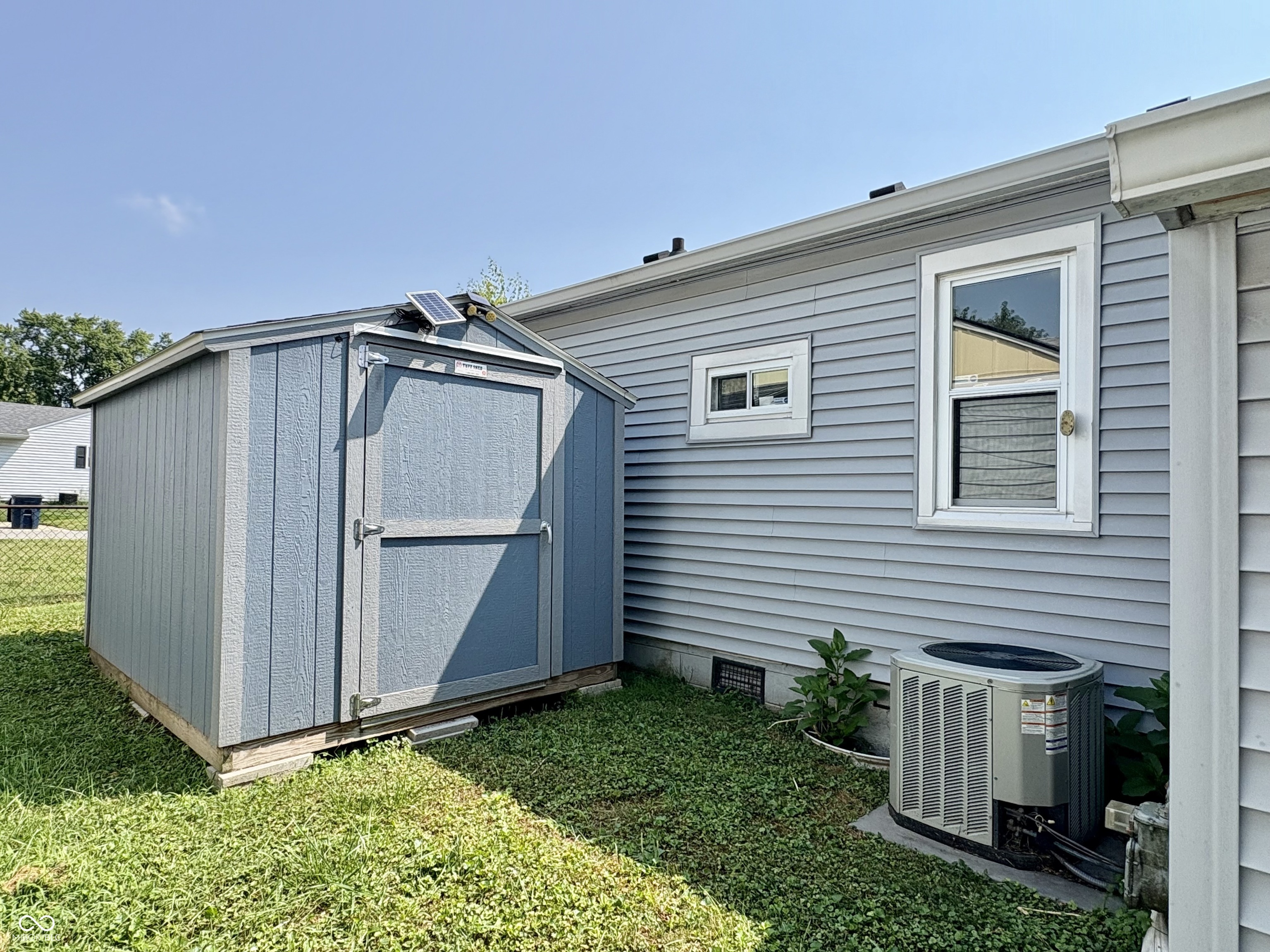 4th image of 403 Fletcher Ln, Beech Grove, IN 46107 | MLS# 22117399
