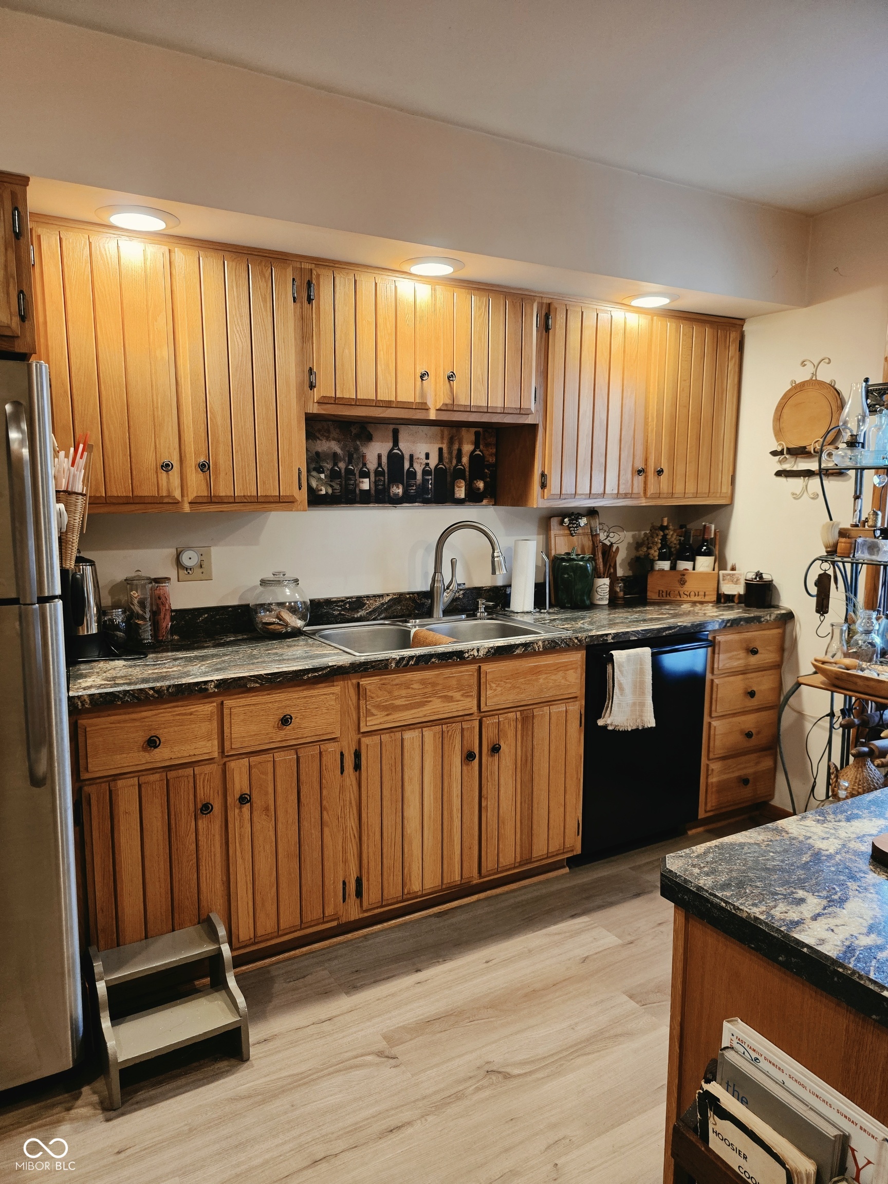 image of 3189 Sycamore Dr, Columbus, IN 47203 | MLS# 22117403