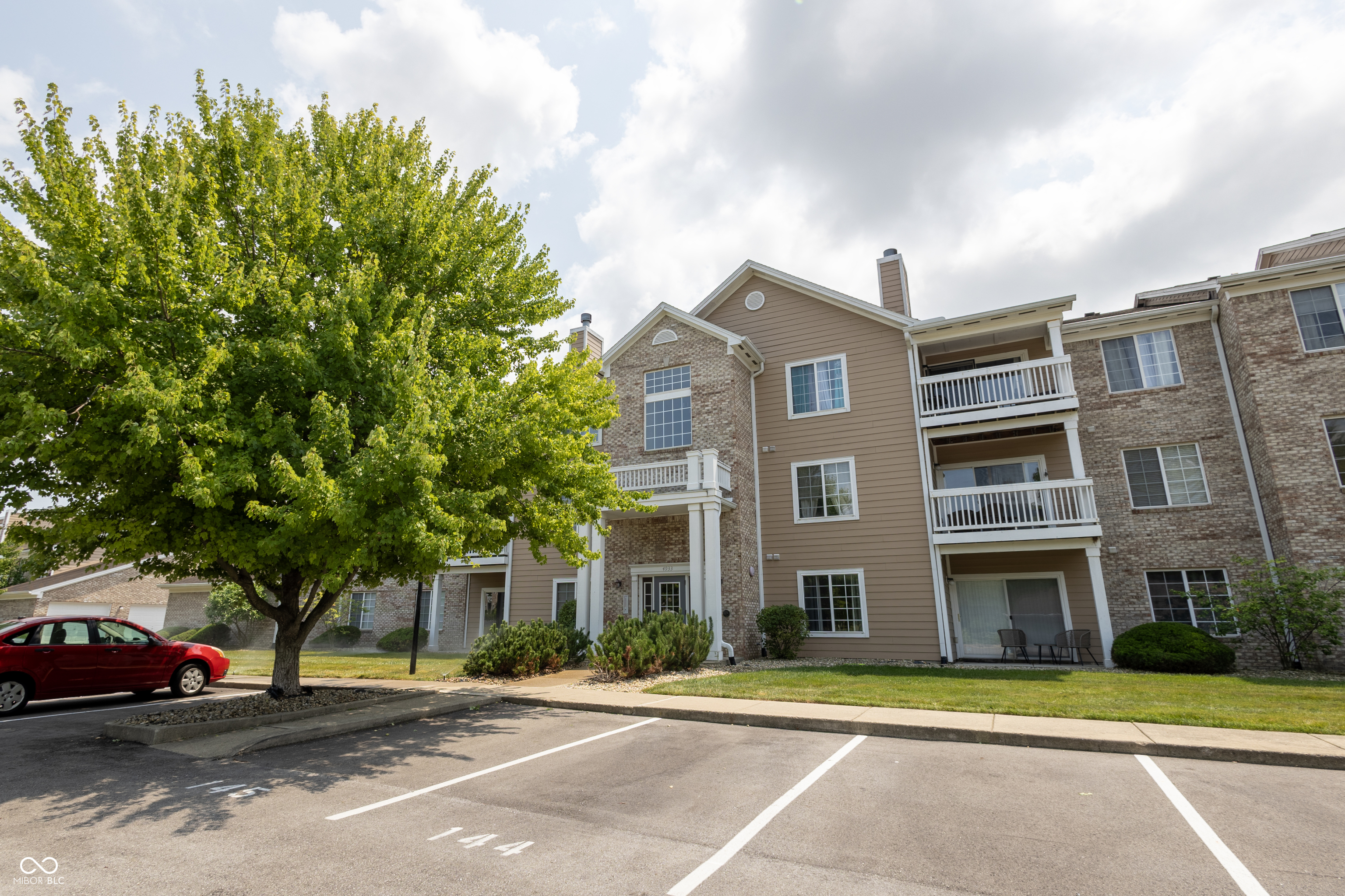 3rd image of 4933 Opal Ridge Lane Lane #208, Indianapolis, IN 46237 | MLS# 22117437