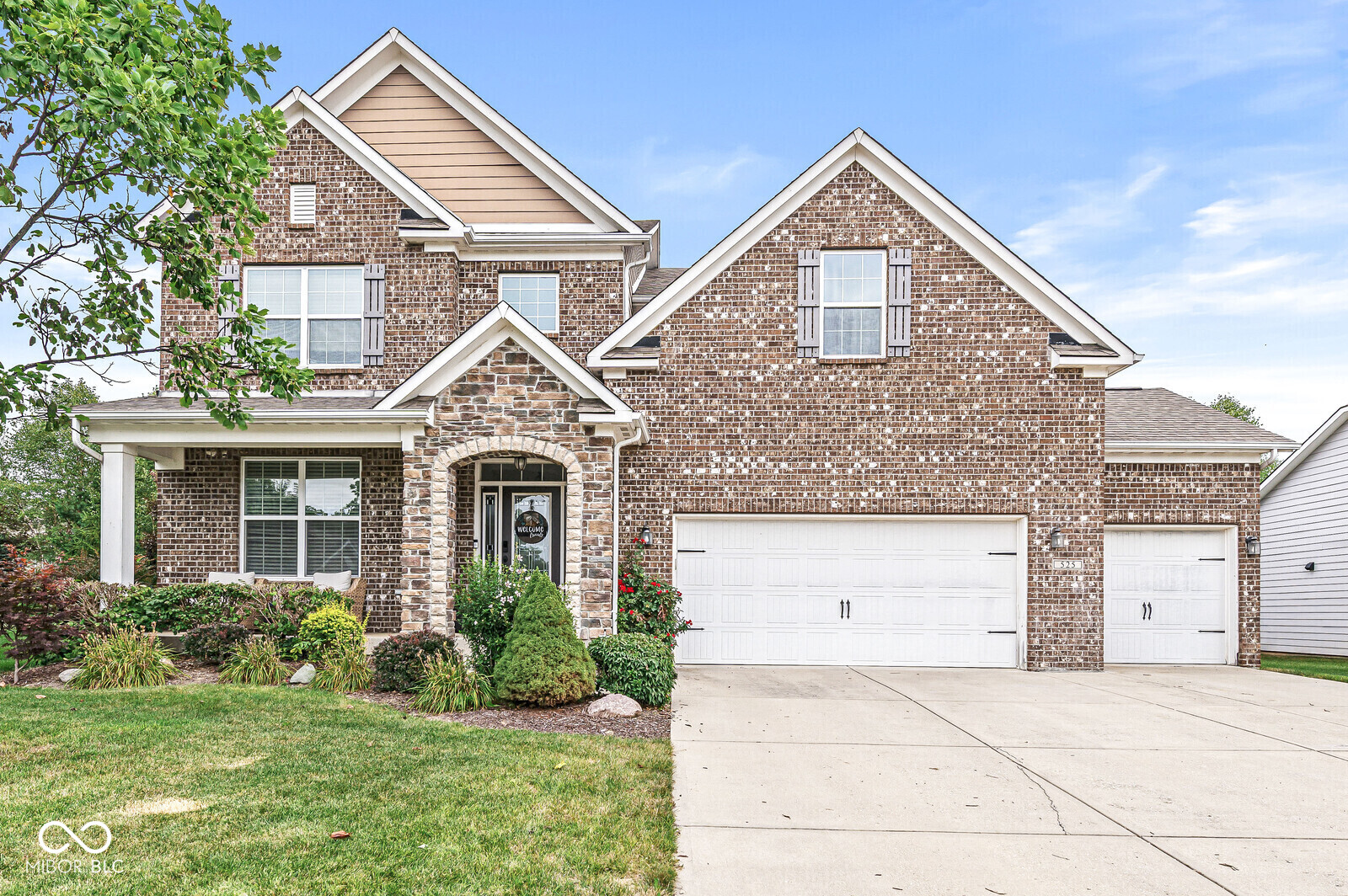 1st image of 525 Amersham Ct, Avon, IN 46123 | MLS# 22117454