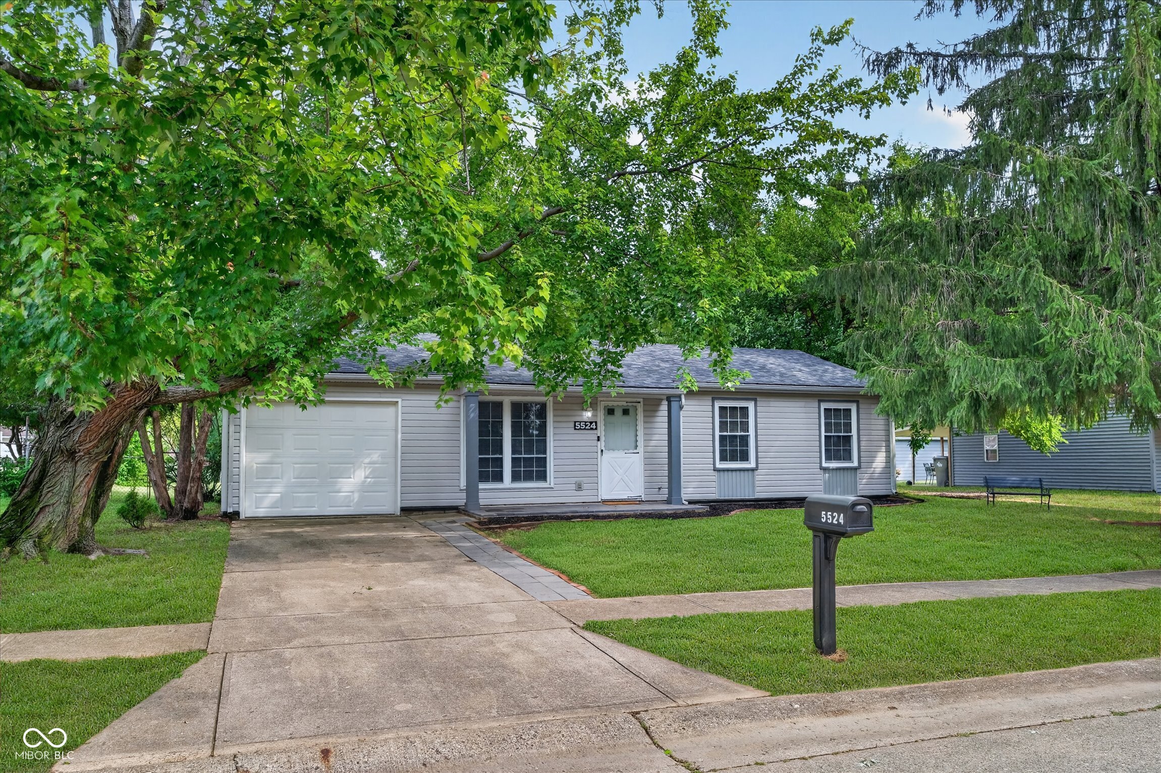 2nd image of 5524 Northport Dr, Indianapolis, IN 46221 | MLS# 22117467