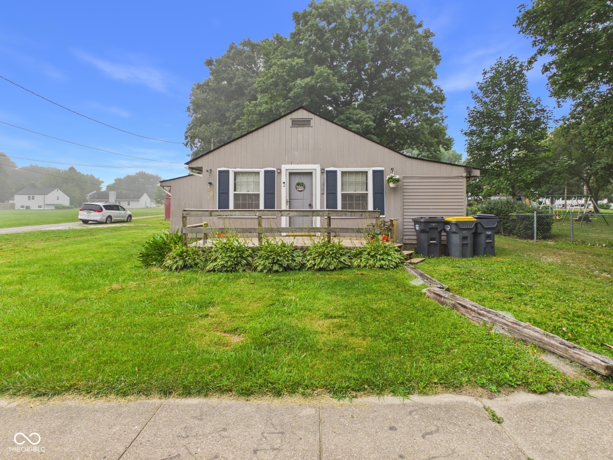 3rd image of 2611 E 10Th St, Anderson, IN 46012 | MLS# 22117581