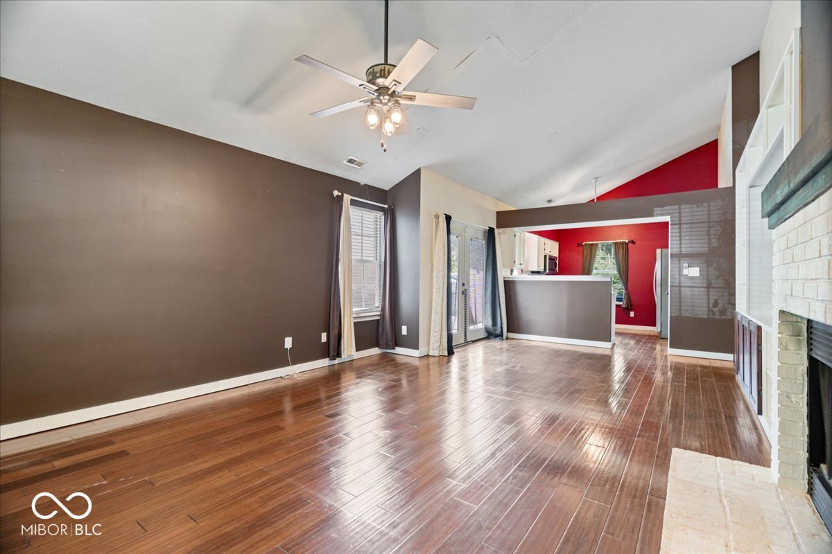 4th image of 9713 Spruce Ln, Fishers, IN 46038 | MLS# 22117631