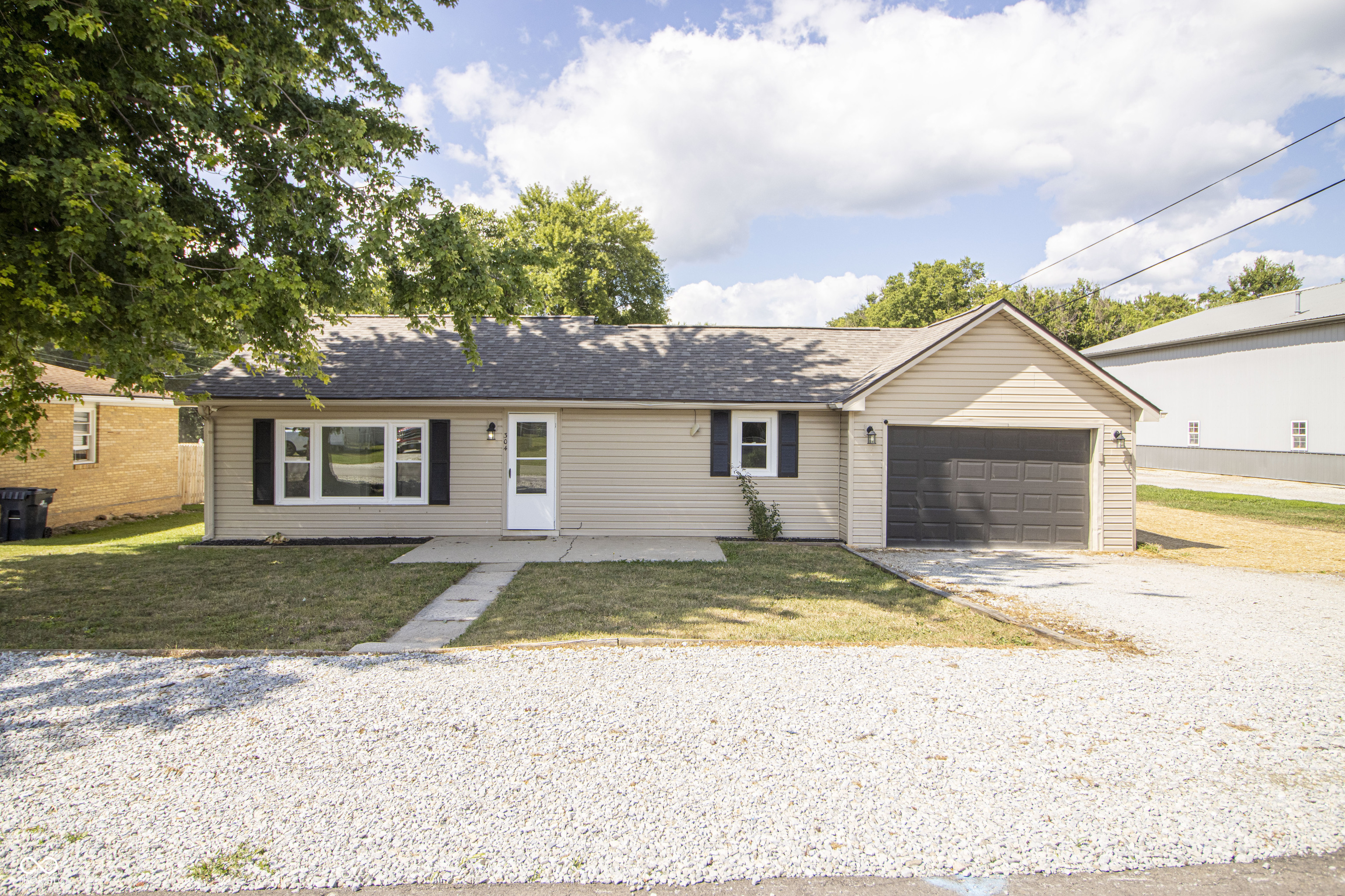 1st image of 304 Maple St, Frankton, IN 46044 | MLS# 22117640