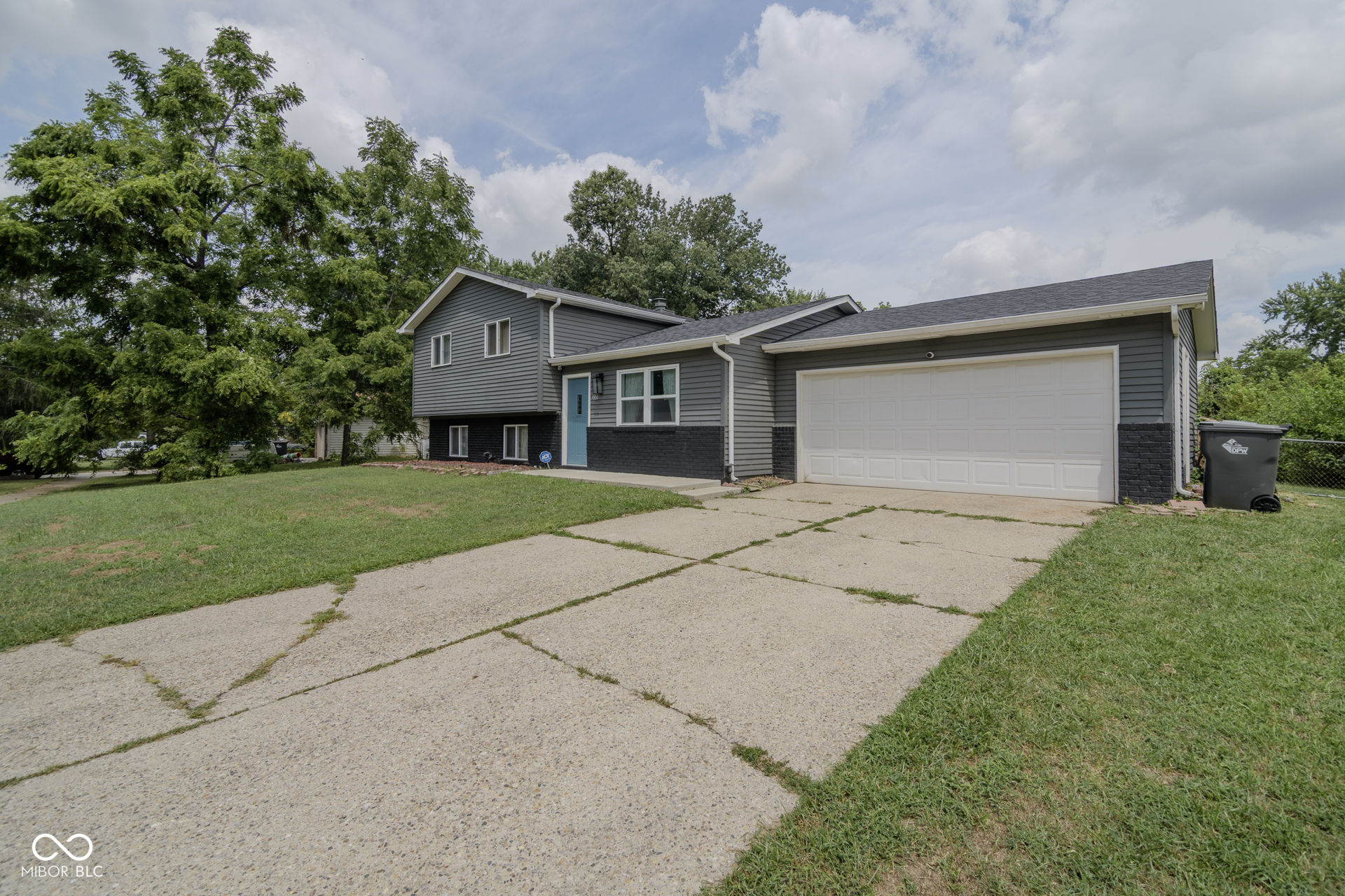 3rd image of 5804 Milhouse Rd, Indianapolis, IN 46221 | MLS# 22117645