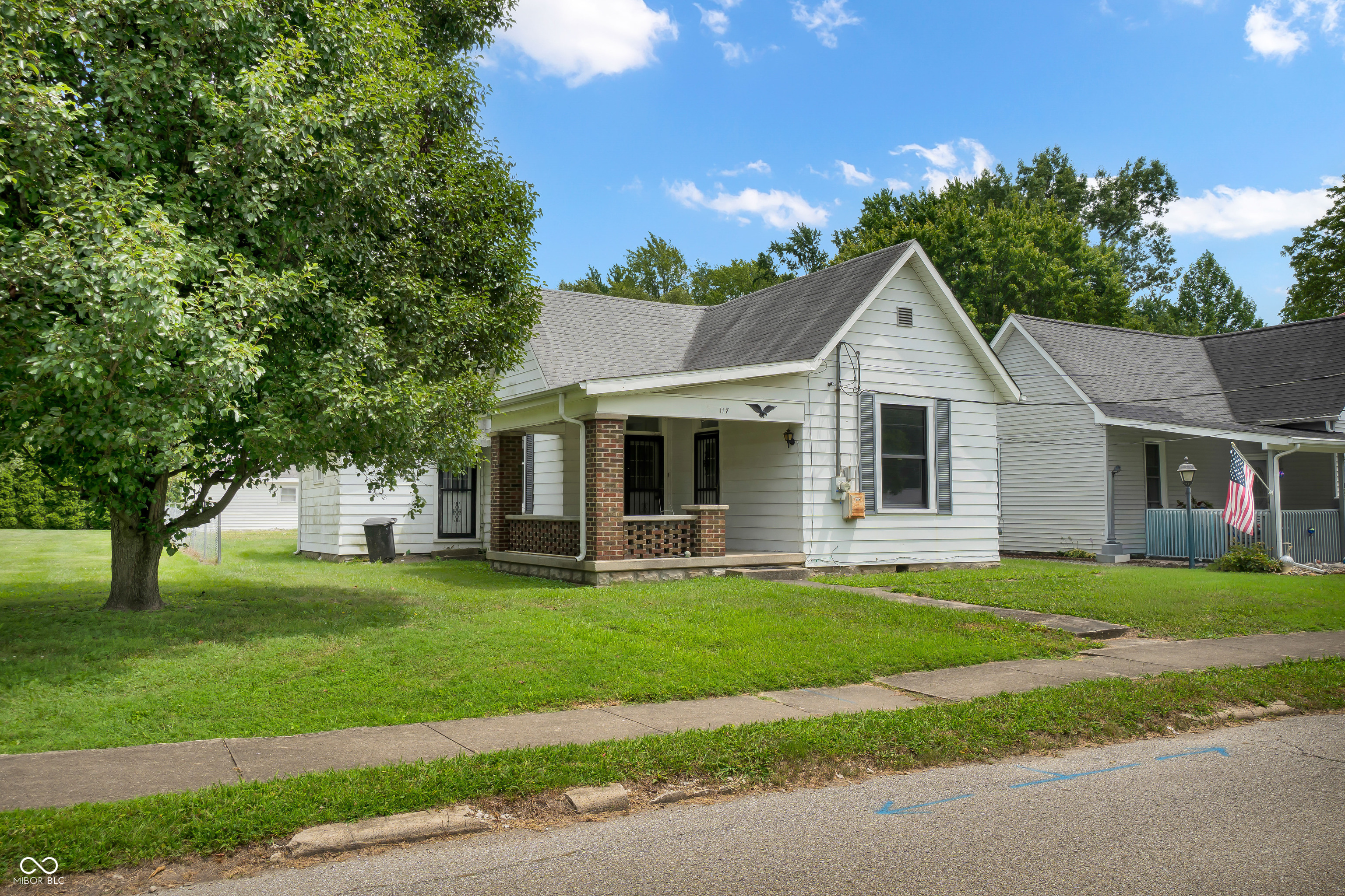 3rd image of 117 W College St, North Vernon, IN 47265 | MLS# 22117724