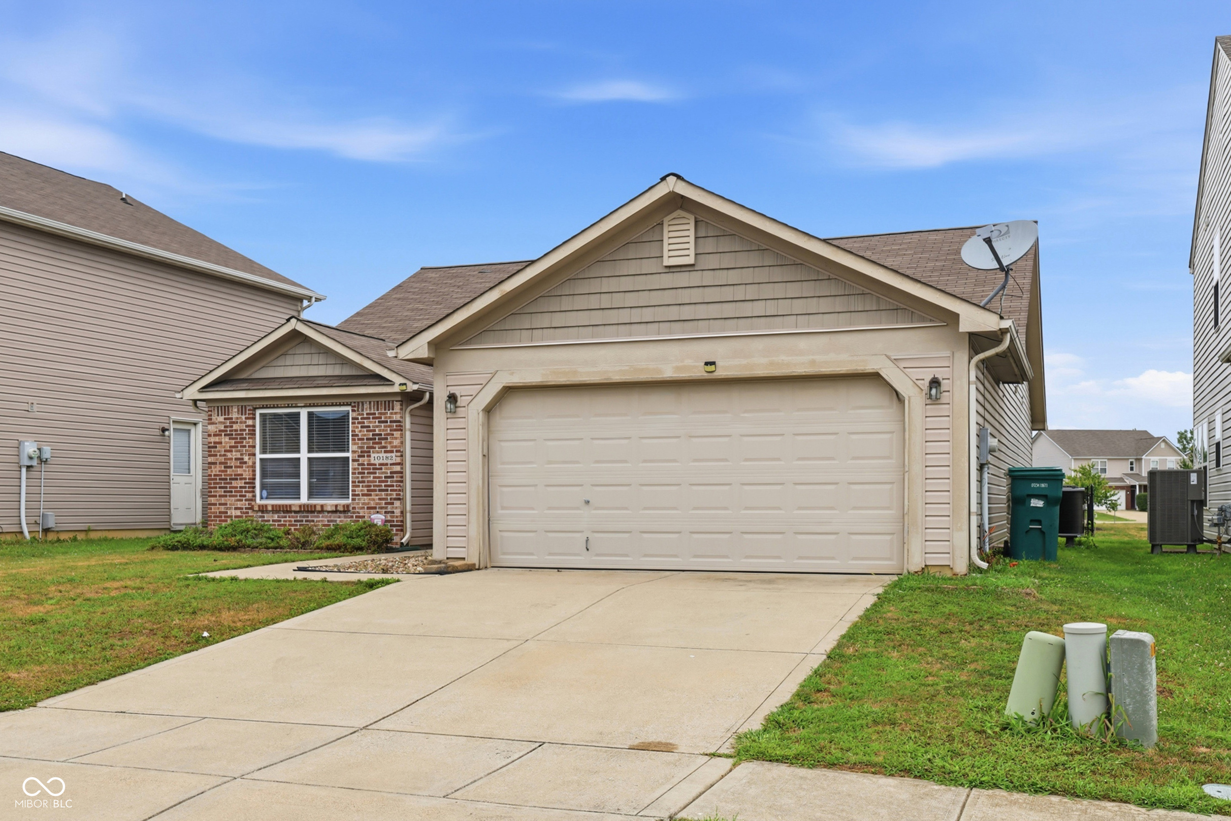 2nd image of 10182 Morning Light Dr, Avon, IN 46123 | MLS# 22117789