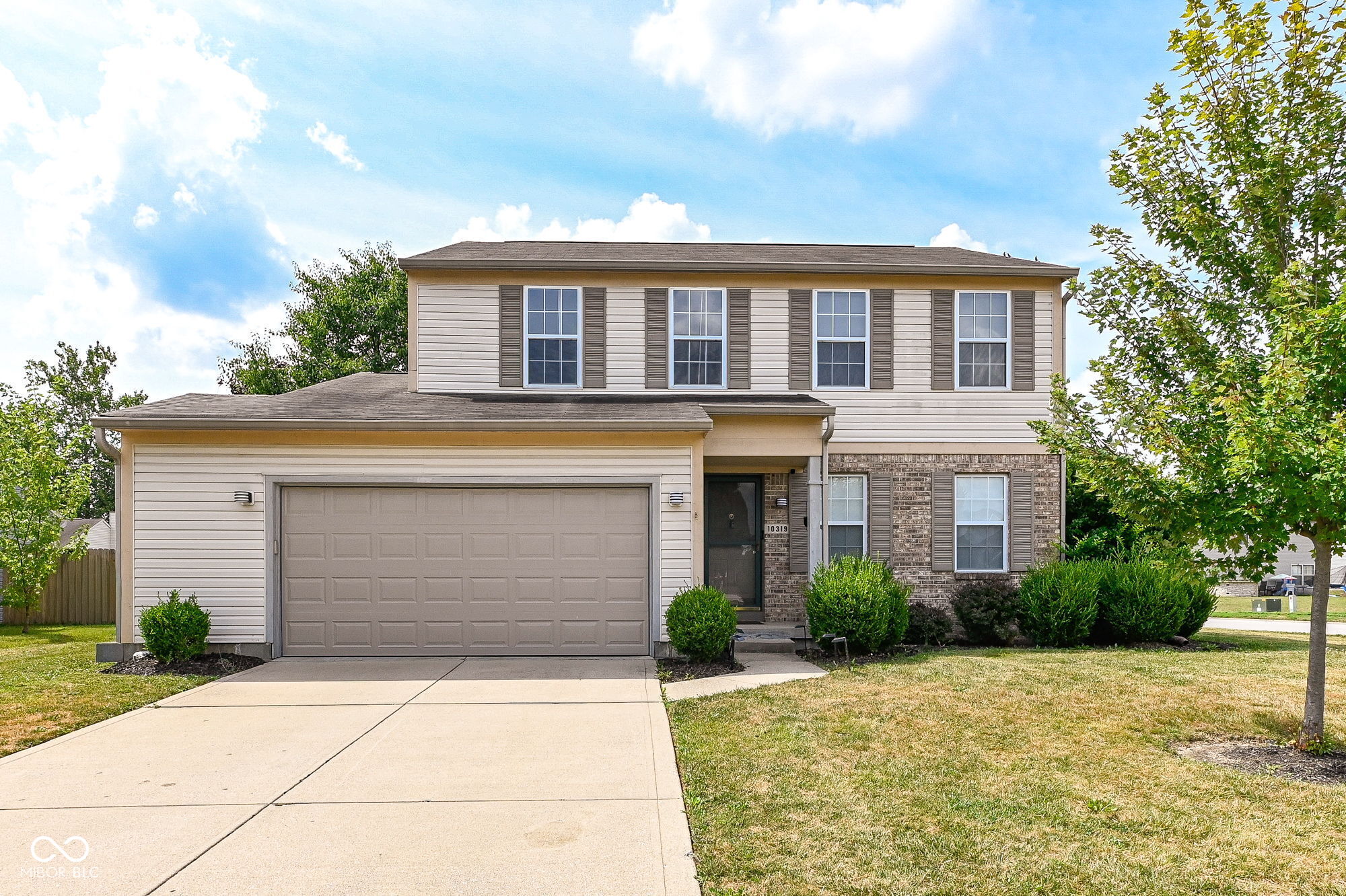 3rd image of 10319 Stillwell Ct, Avon, IN 46123 | MLS# 22117818