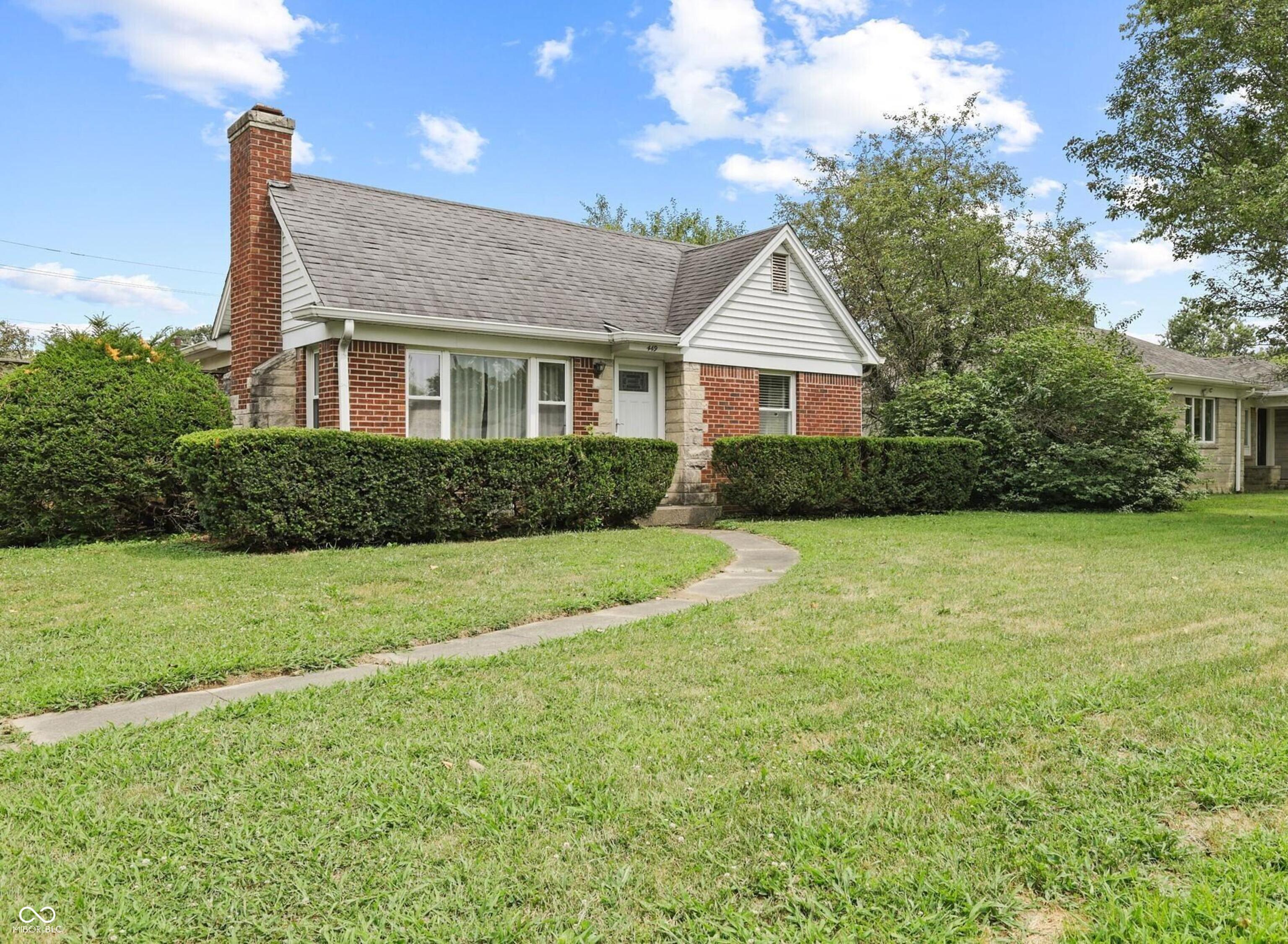 2nd image of 449 N Franklin Rd, Indianapolis, IN 46219 | MLS# 22117866