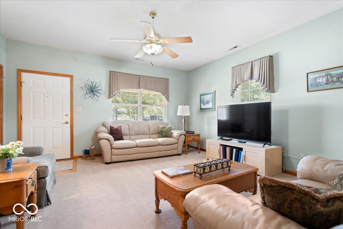3rd image of 7686 Sea Crest Wy S, Noblesville, IN 46062 | MLS# 22117889