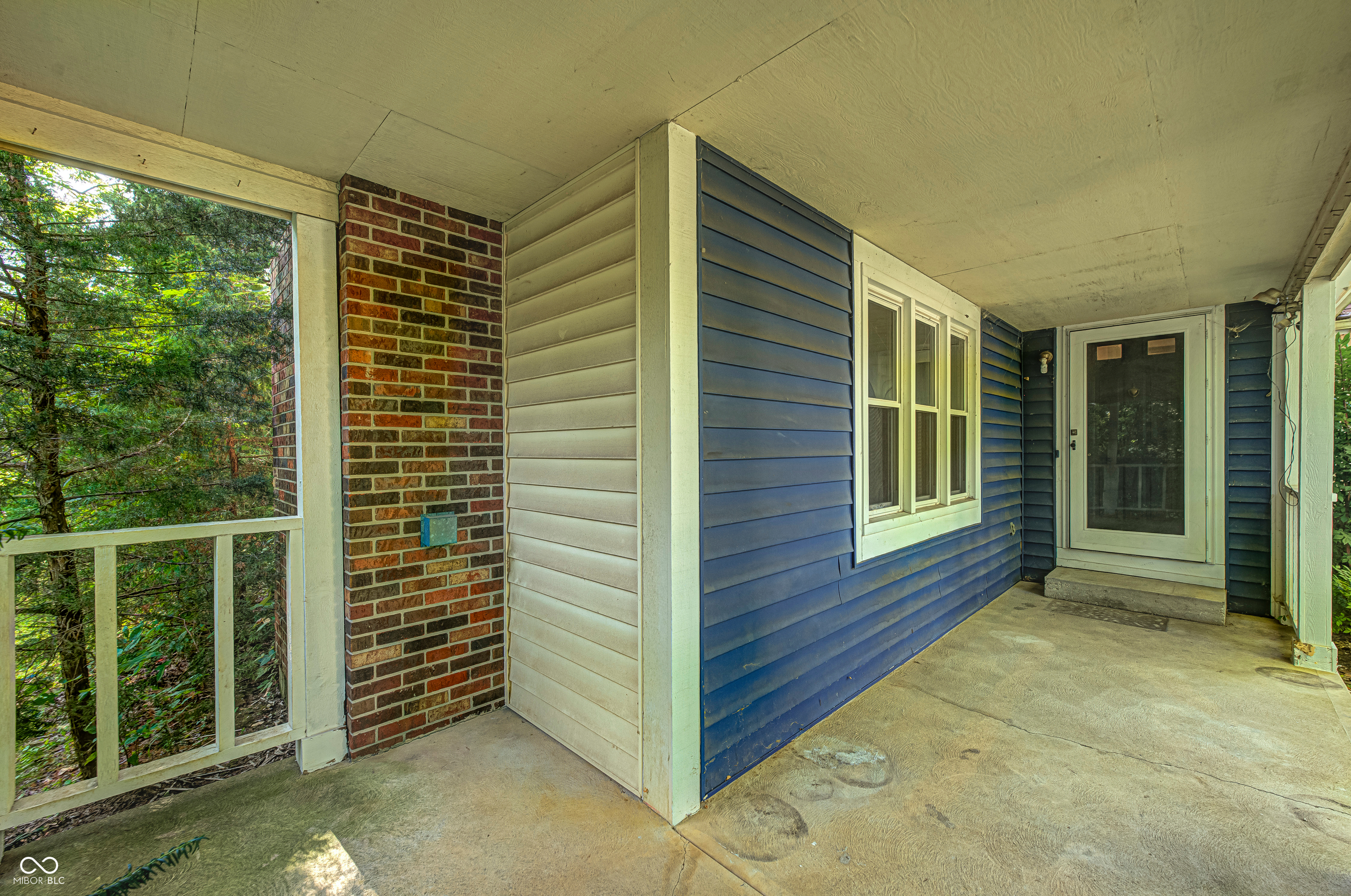 3rd image of 1667 Stacy Lynn Dr, Indianapolis, IN 46231 | MLS# 22117918