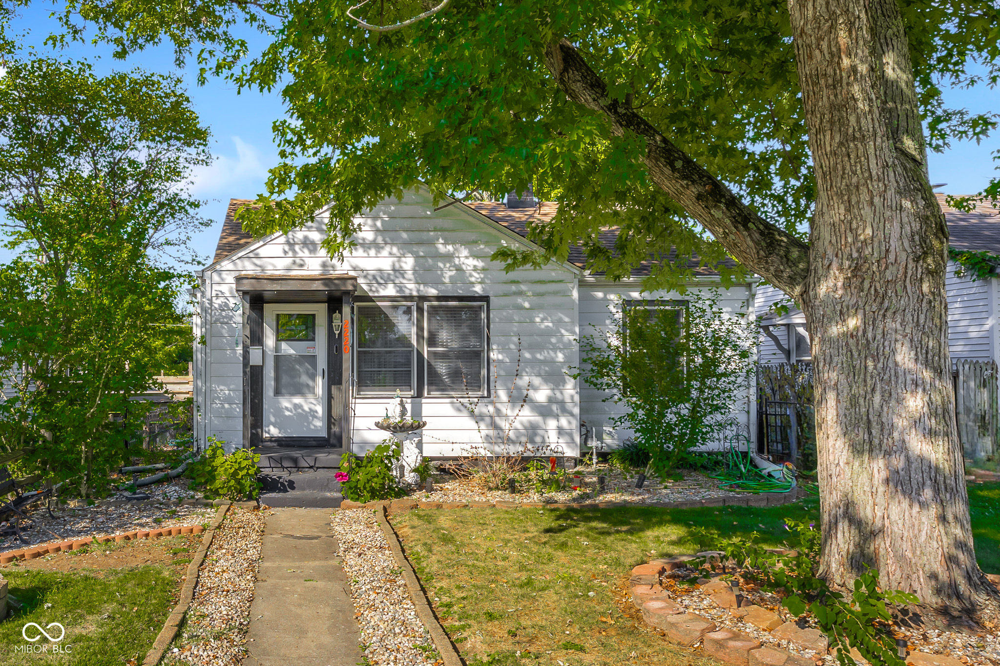 2nd image of 2220 Union St, Columbus, IN 47201 | MLS# 22117968