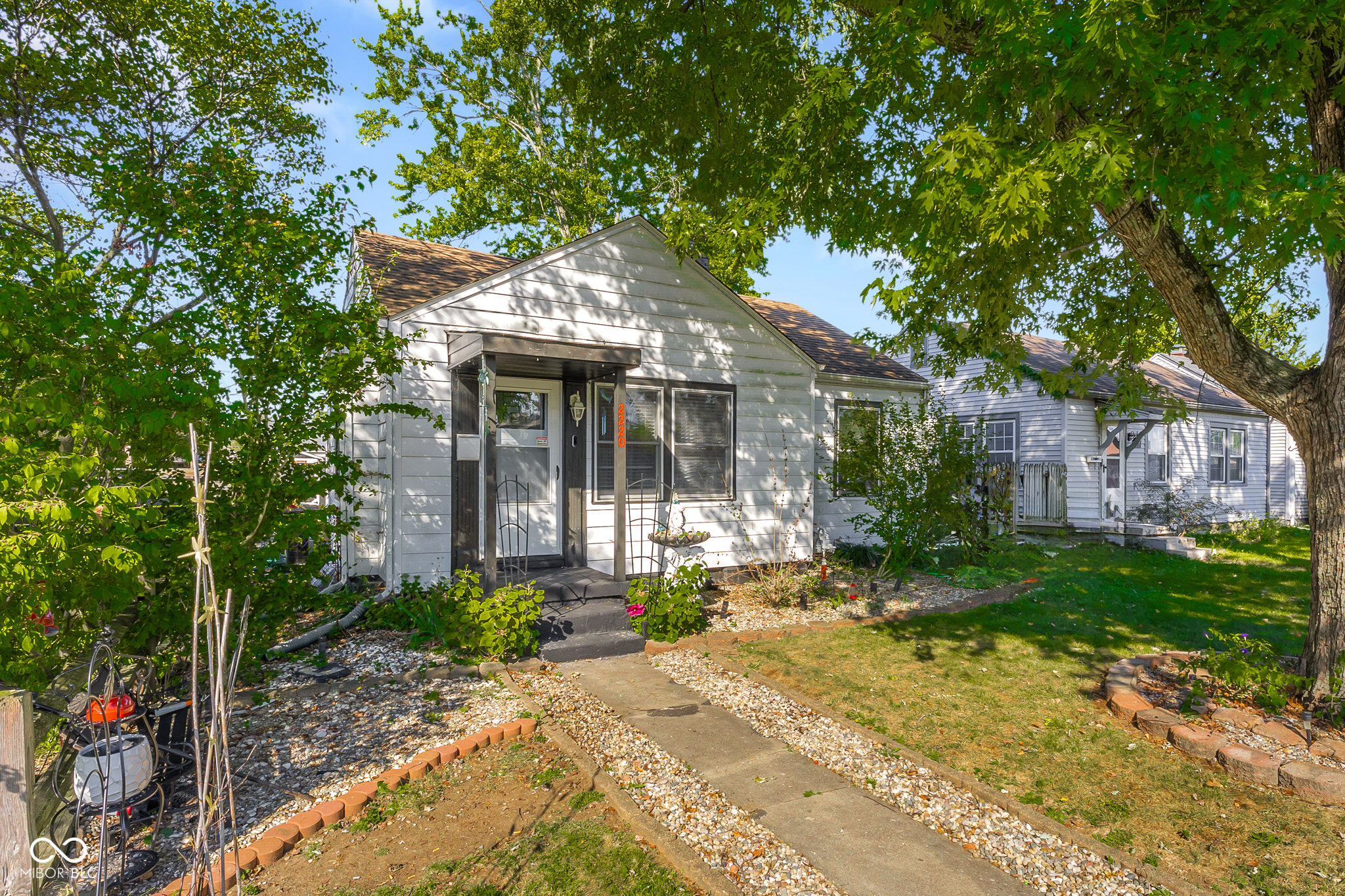 1st image of 2220 Union St, Columbus, IN 47201 | MLS# 22117968