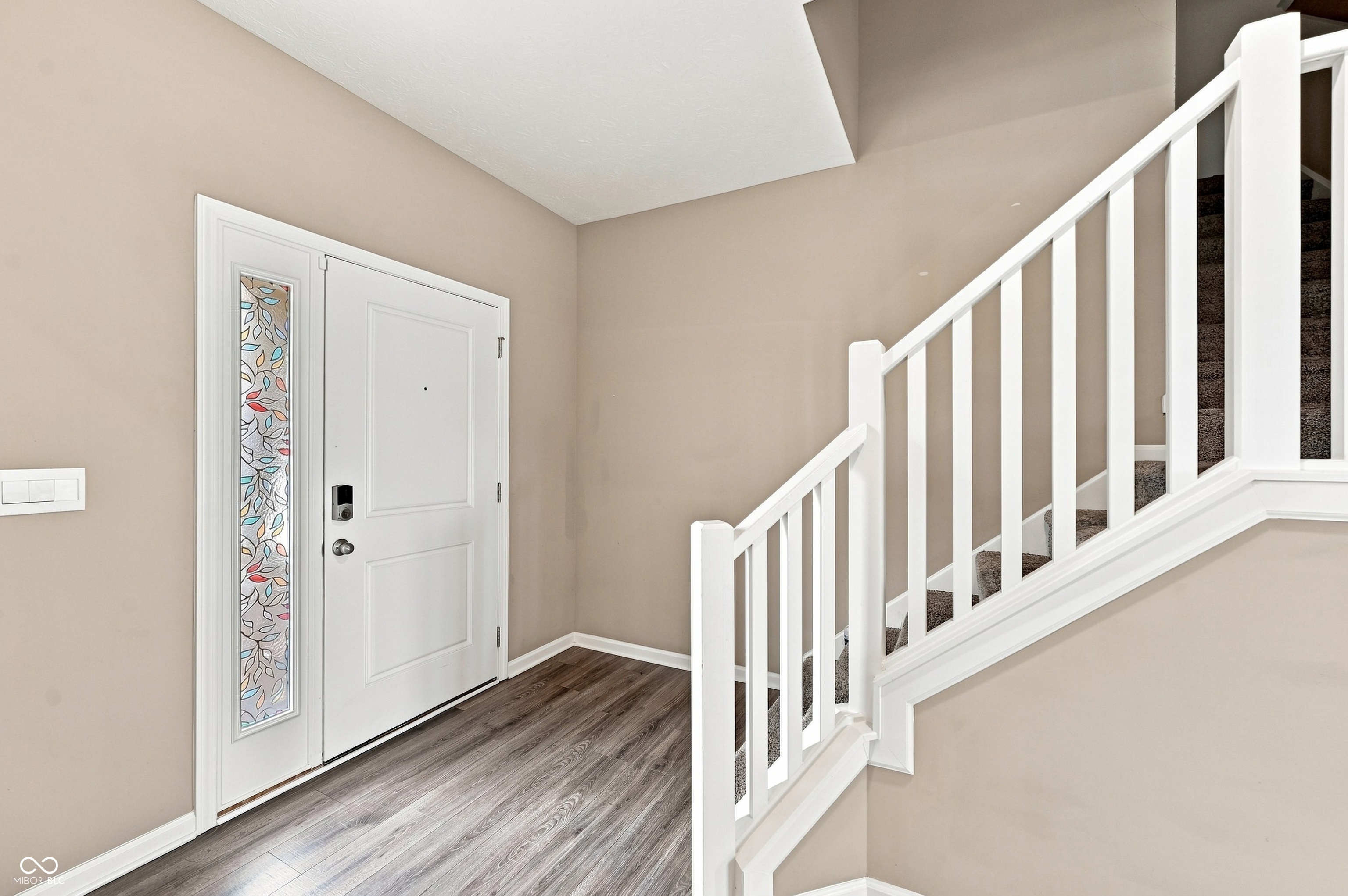 3rd image of 1728 Gordon Dr, Greenwood, IN 46143 | MLS# 22117988