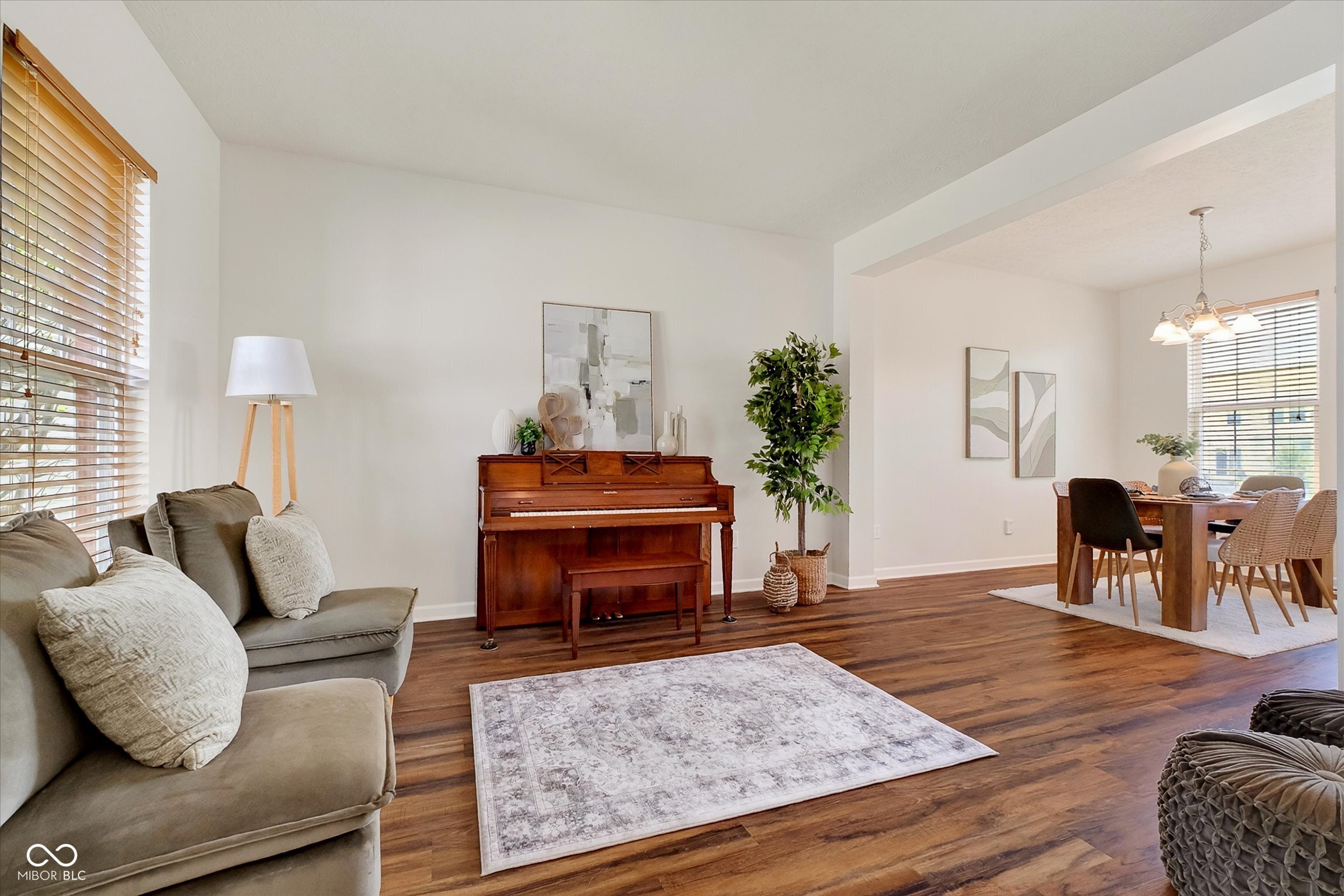 5th image of 565 Stafford Dr, Westfield, IN 46074 | MLS# 22118013