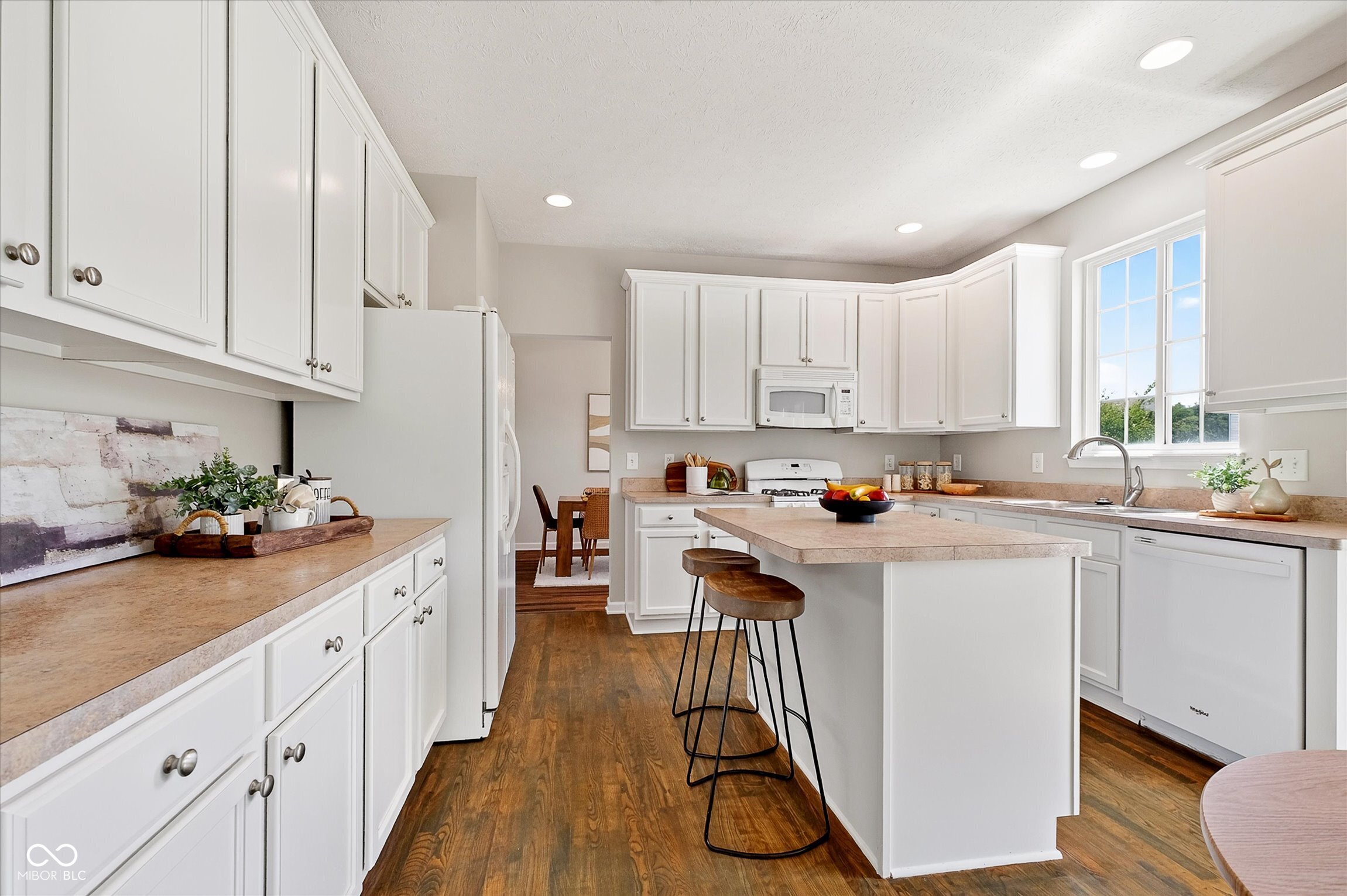 3rd image of 565 Stafford Dr, Westfield, IN 46074 | MLS# 22118013