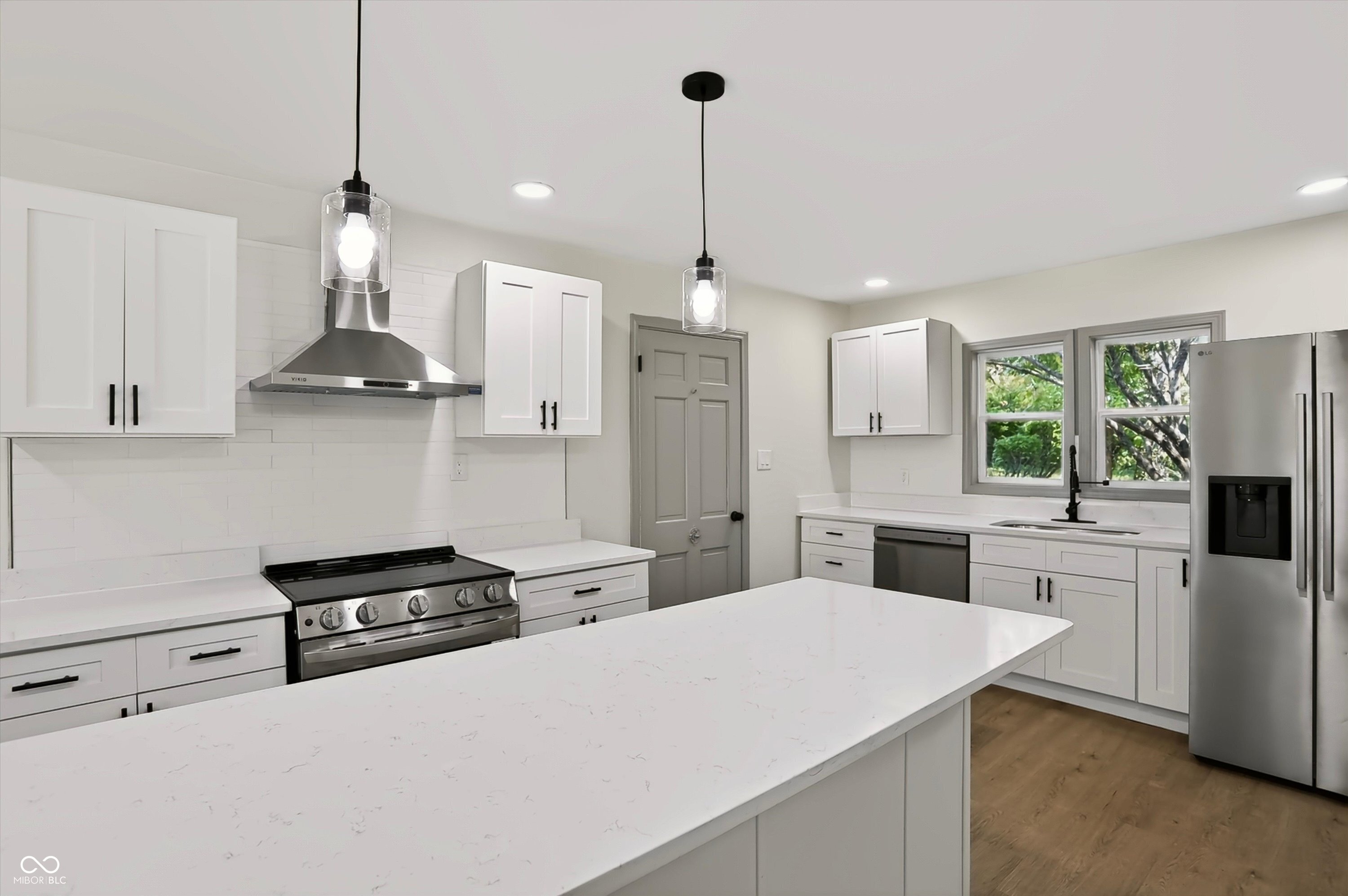4th image of 10465 Woodlawn Dr, Carmel, IN 46280 | MLS# 22118140