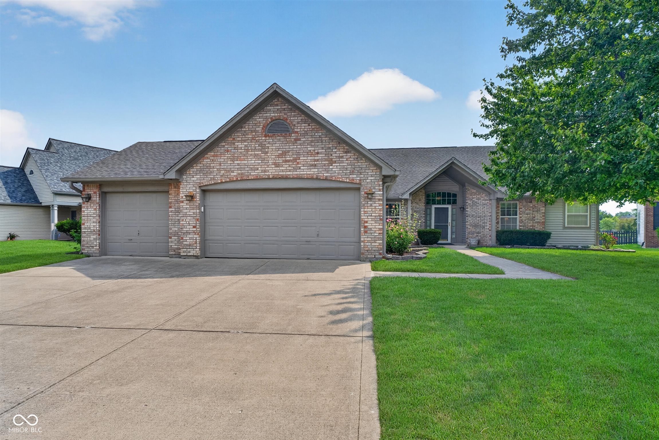1st image of 315 Cobblesprings Ct, Avon, IN 46123 | MLS# 22118172