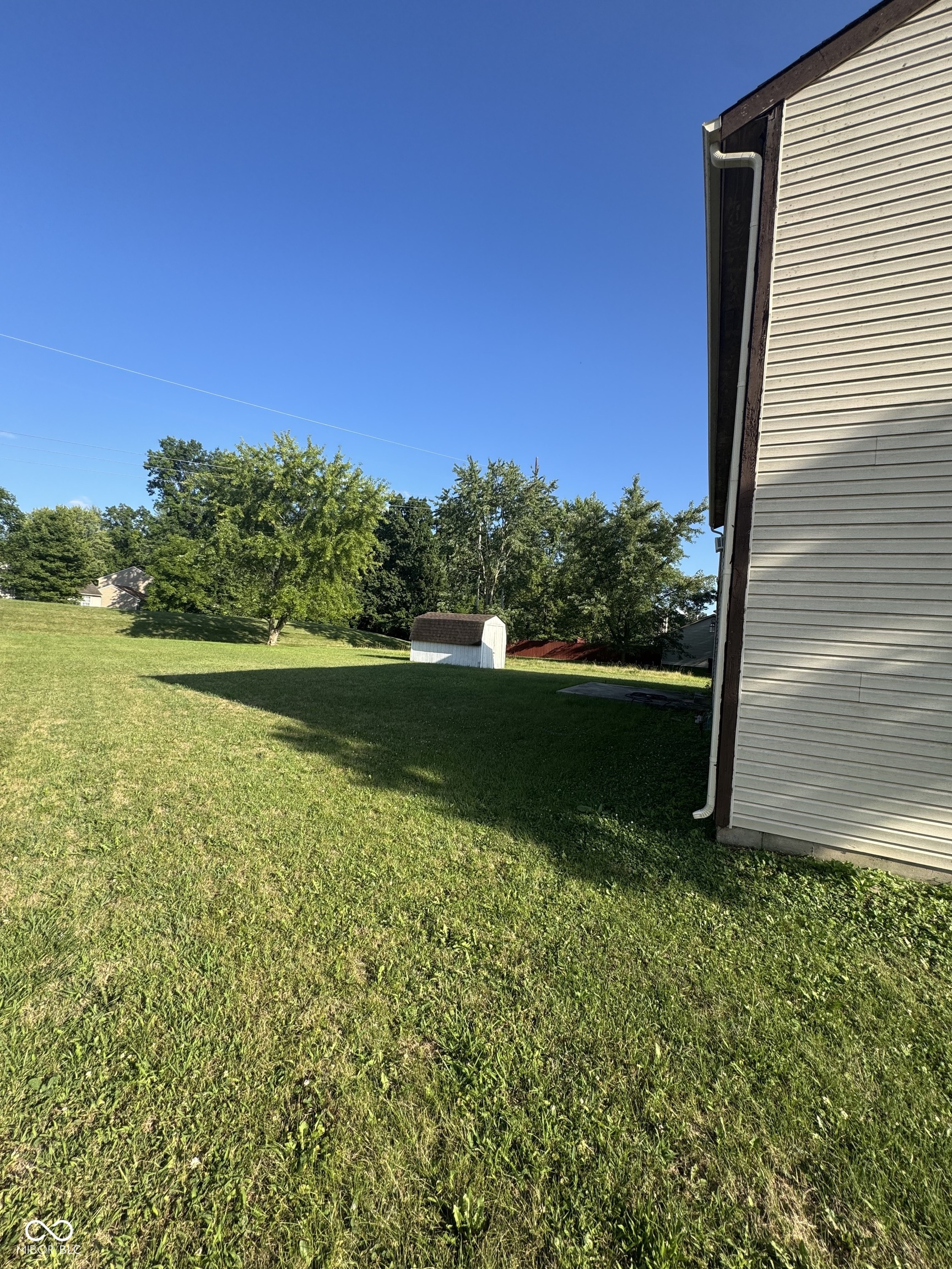 4th image of 1129 Fontana Ct, Indianapolis, IN 46229 | MLS# 22118198