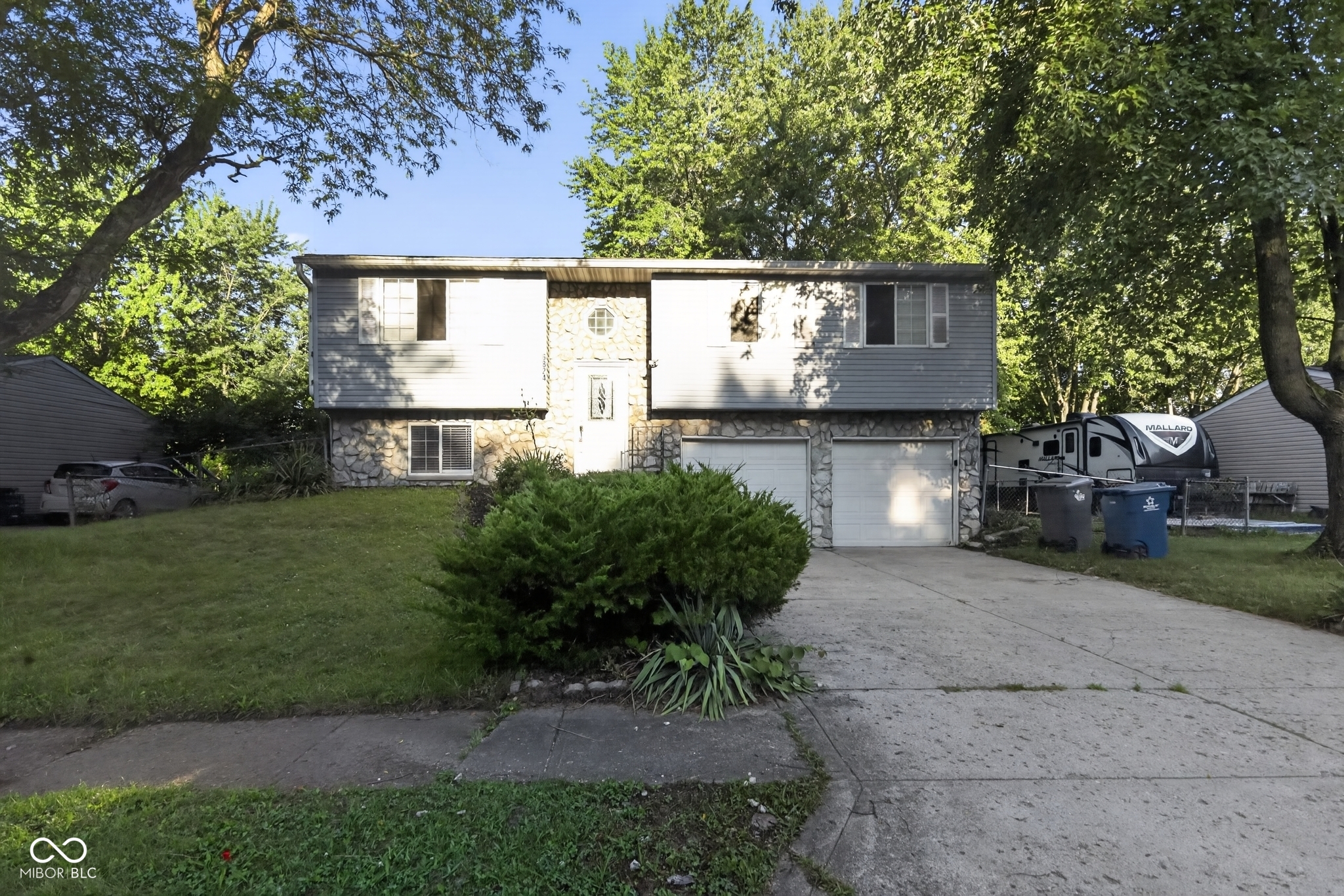 1st image of 6824 Cordova Dr, Indianapolis, IN 46221 | MLS# 22118252
