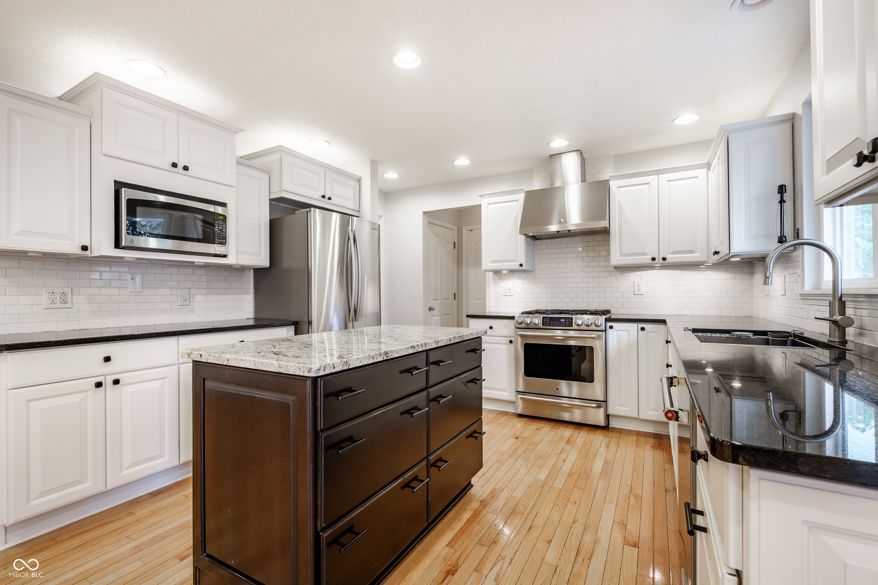 3rd image of 16604 Lakeville Xing, Westfield, IN 46074 | MLS# 22118320