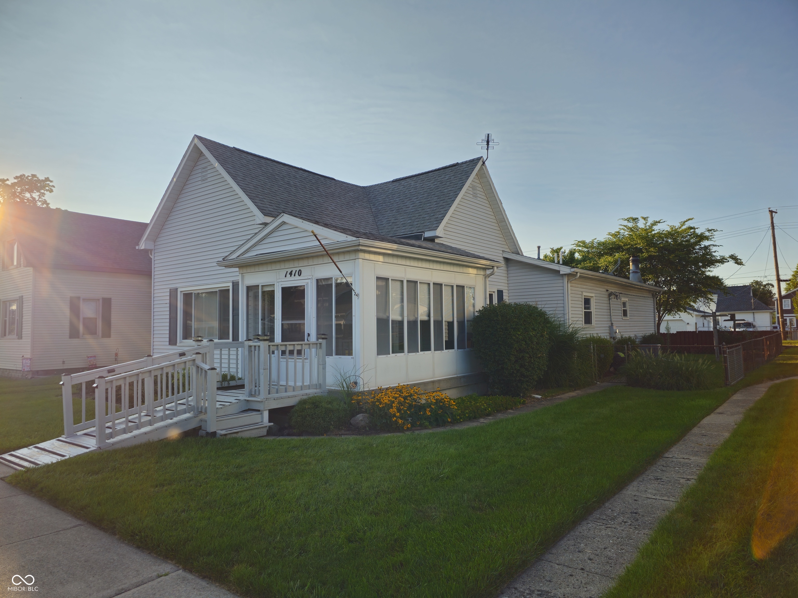 2nd image of 1410 S I St, Elwood, IN 46036 | MLS# 22118467