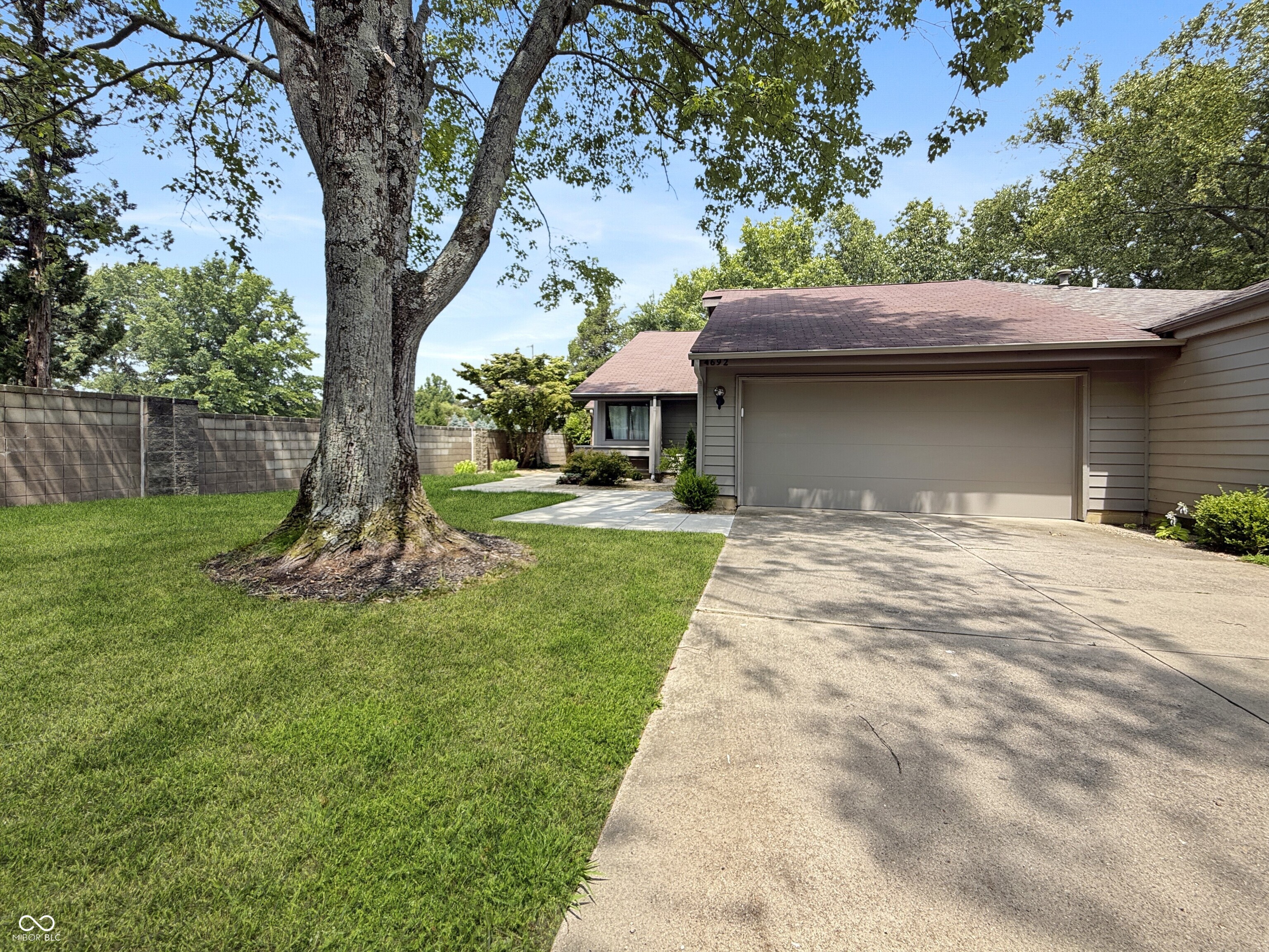 1st image of 4692 Carya Sq, Columbus, IN 47201 | MLS# 22118485