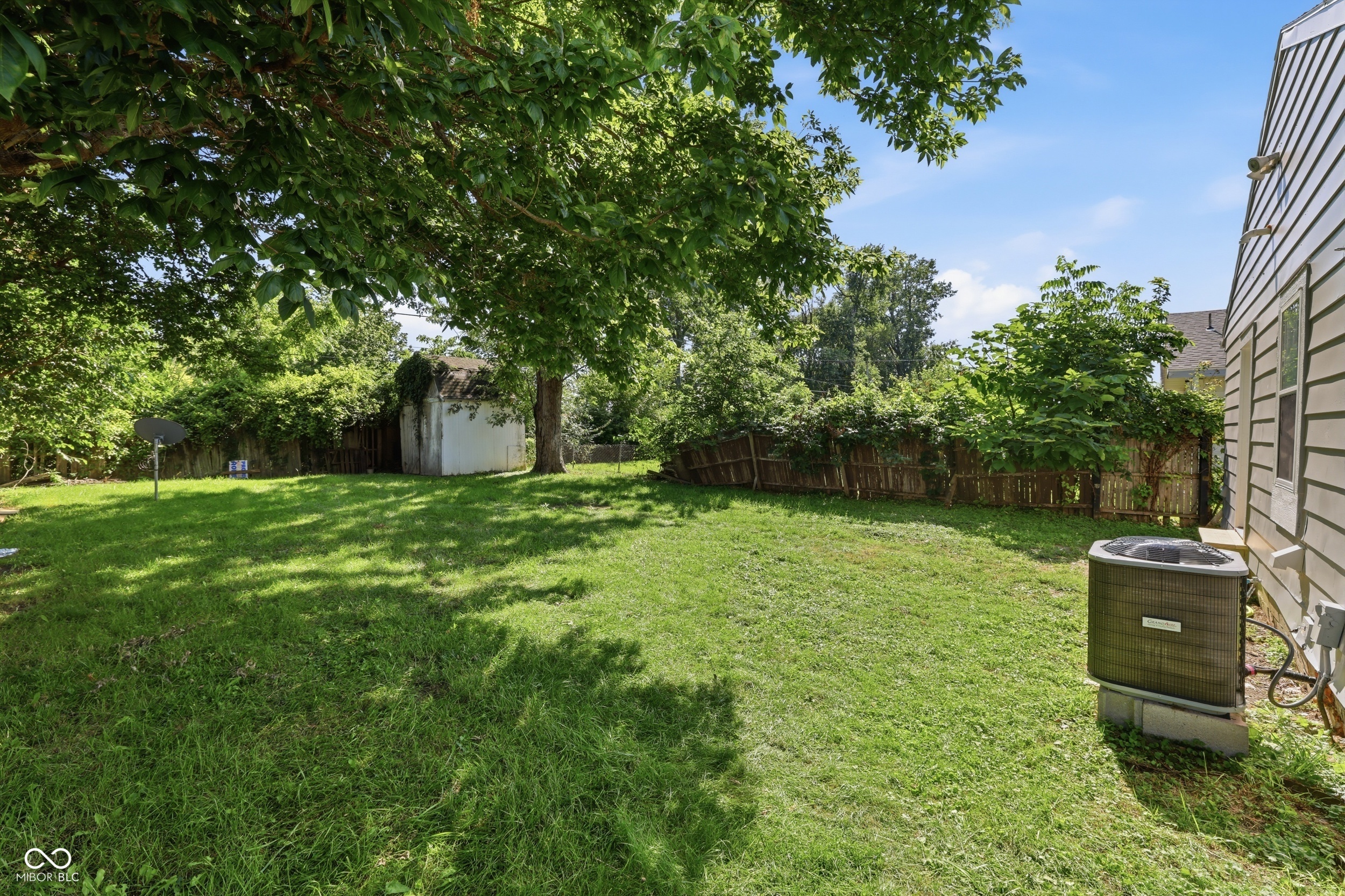 16th image of 2211 E 18th St, Muncie, IN 47302 | MLS# 22118678