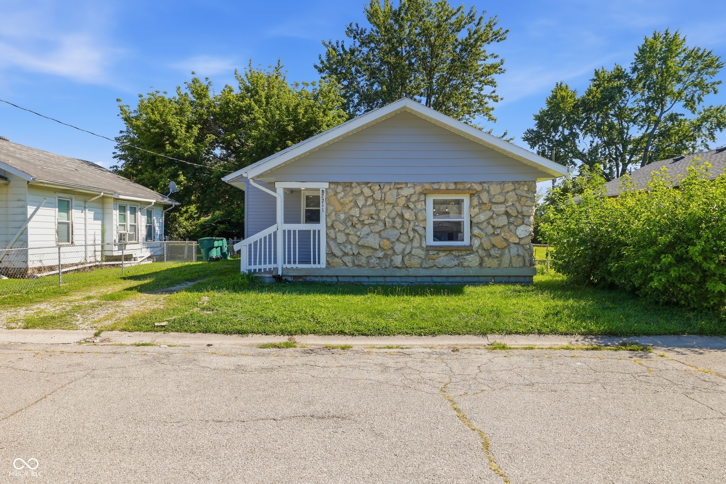 1st image of 2211 E 18th St, Muncie, IN 47302 | MLS# 22118678